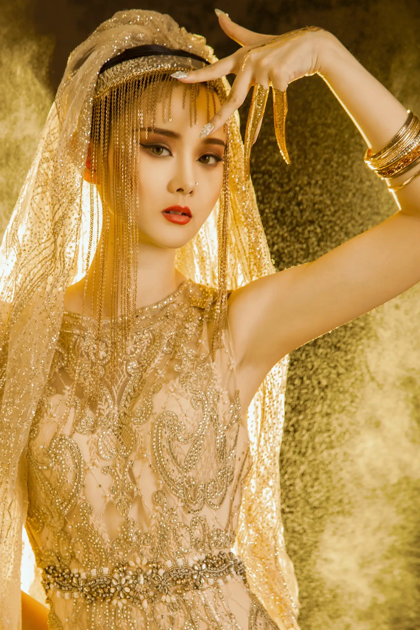 [艺图语] 2021.12.24 Vol.529 – 纸醉金迷 欣宝#[22P]-8