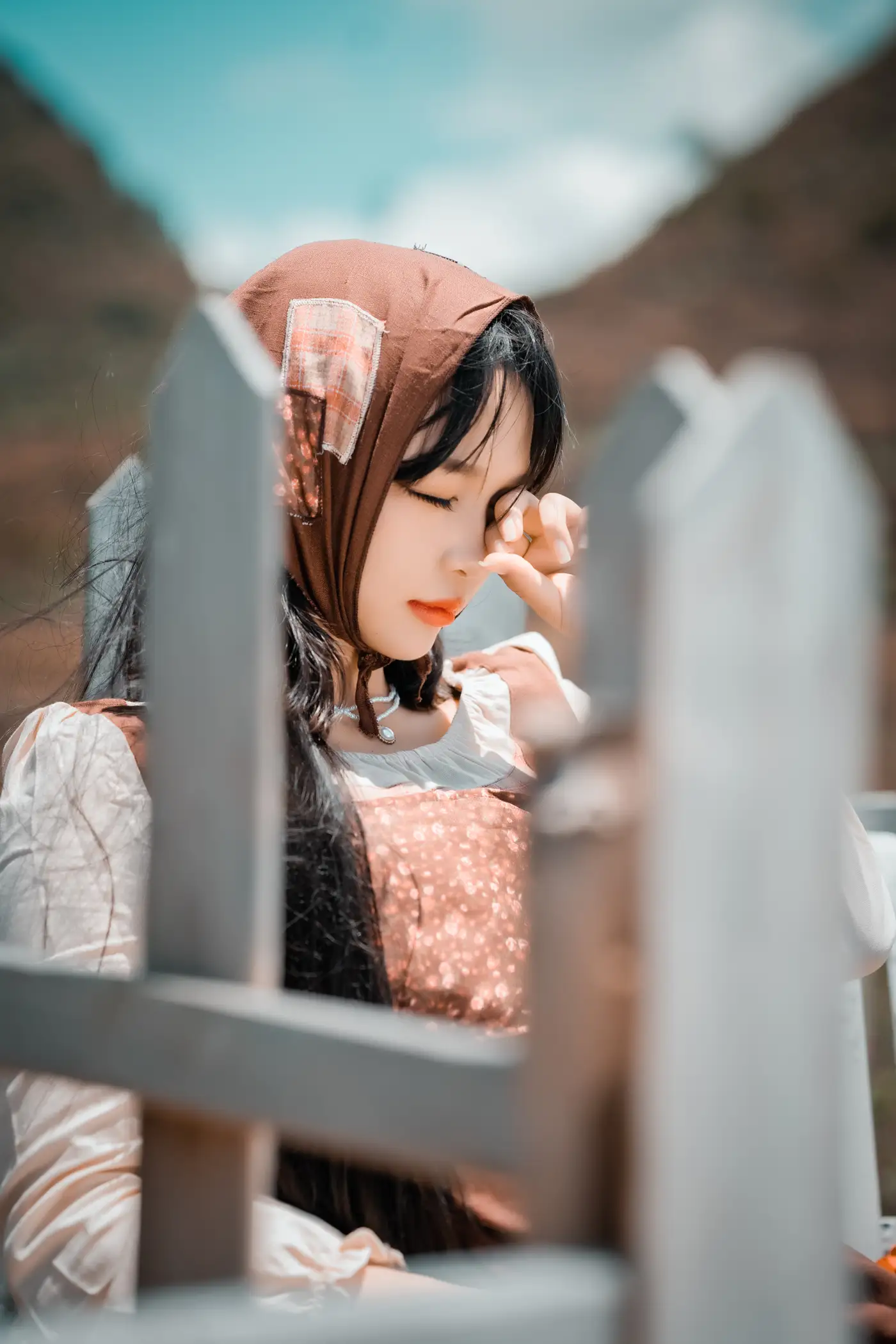 [艺图语] 2022.08.26 Vol.1797 – 牧场里的少女 月光#[44P]-1