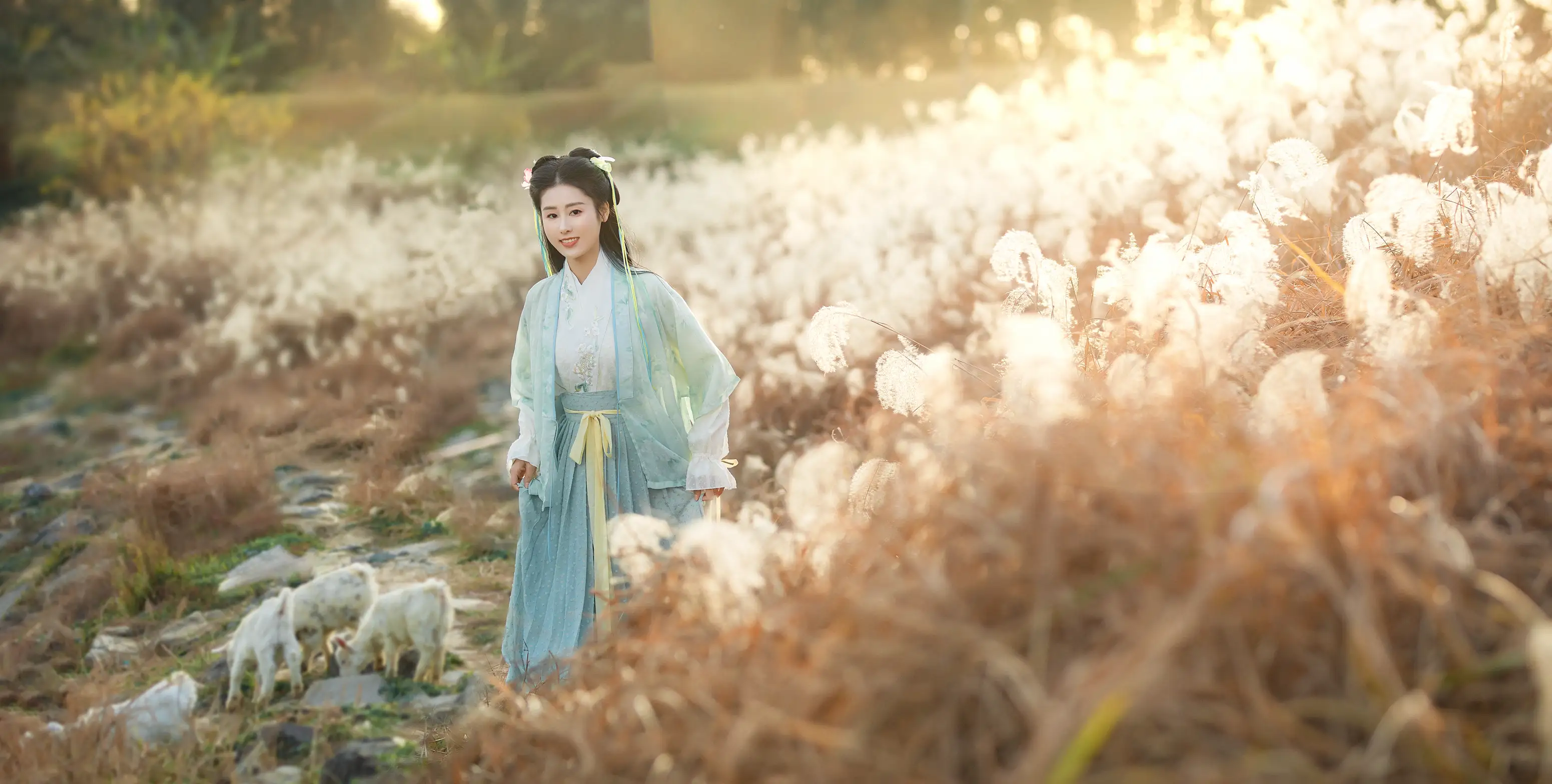 [艺图语] 2022.06.03 Vol.1074 – 赵灵儿 人间月-素尘#[21P]-9