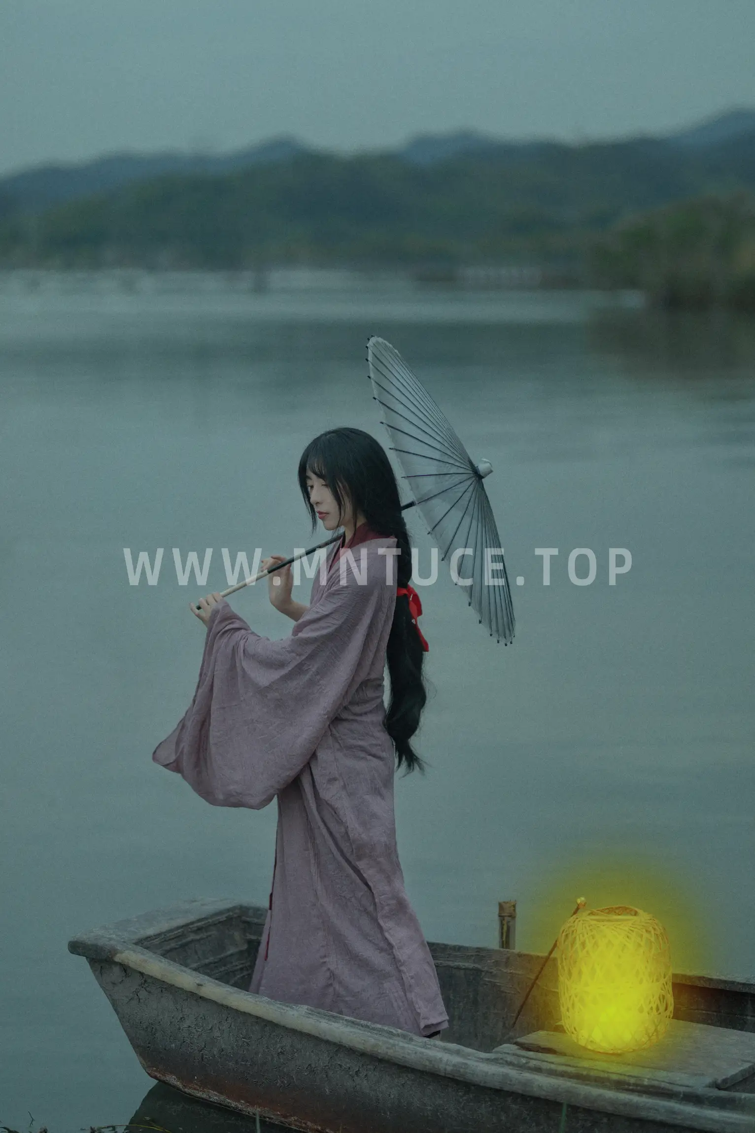 [艺图语] 2022.07.27 Vol.1548 – 傍水依人 秘制大何酱#[22P]-8