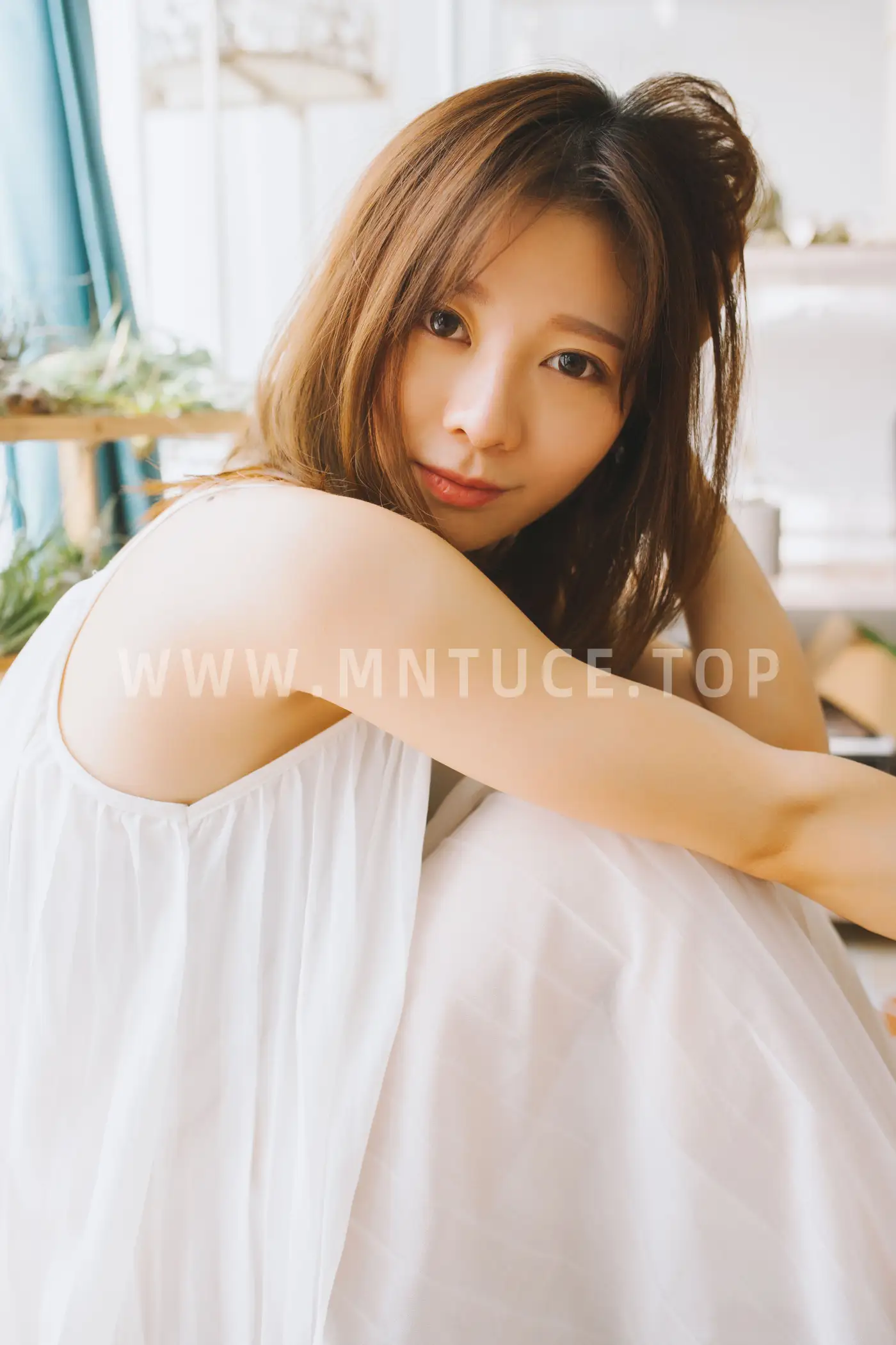 [艺图语] 2022.05.30 Vol.1035 – 早安，阳光 陈珂#[22P]-14