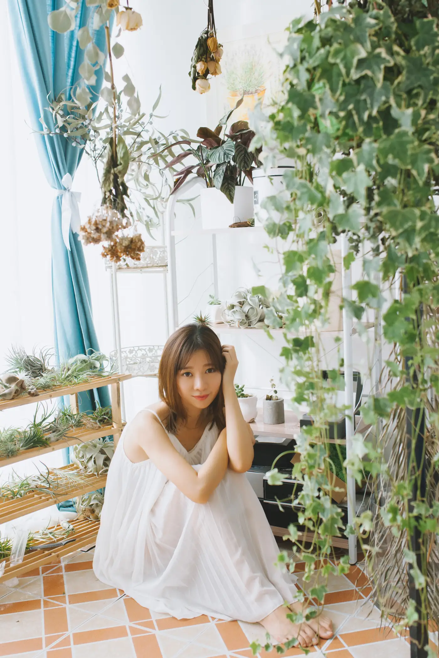 [艺图语] 2022.05.30 Vol.1035 – 早安，阳光 陈珂#[22P]-5