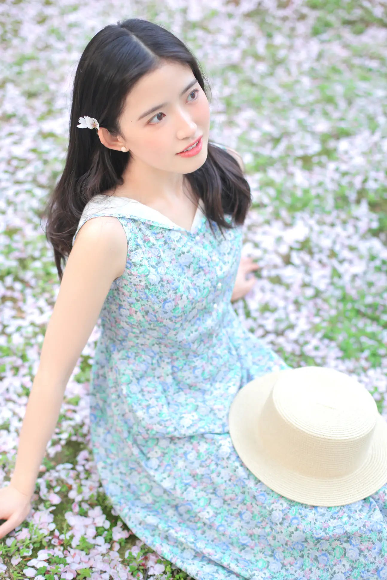 [艺图语] 2022.08.07 Vol.1645 – 花倦 小草草呀#[22P]-2