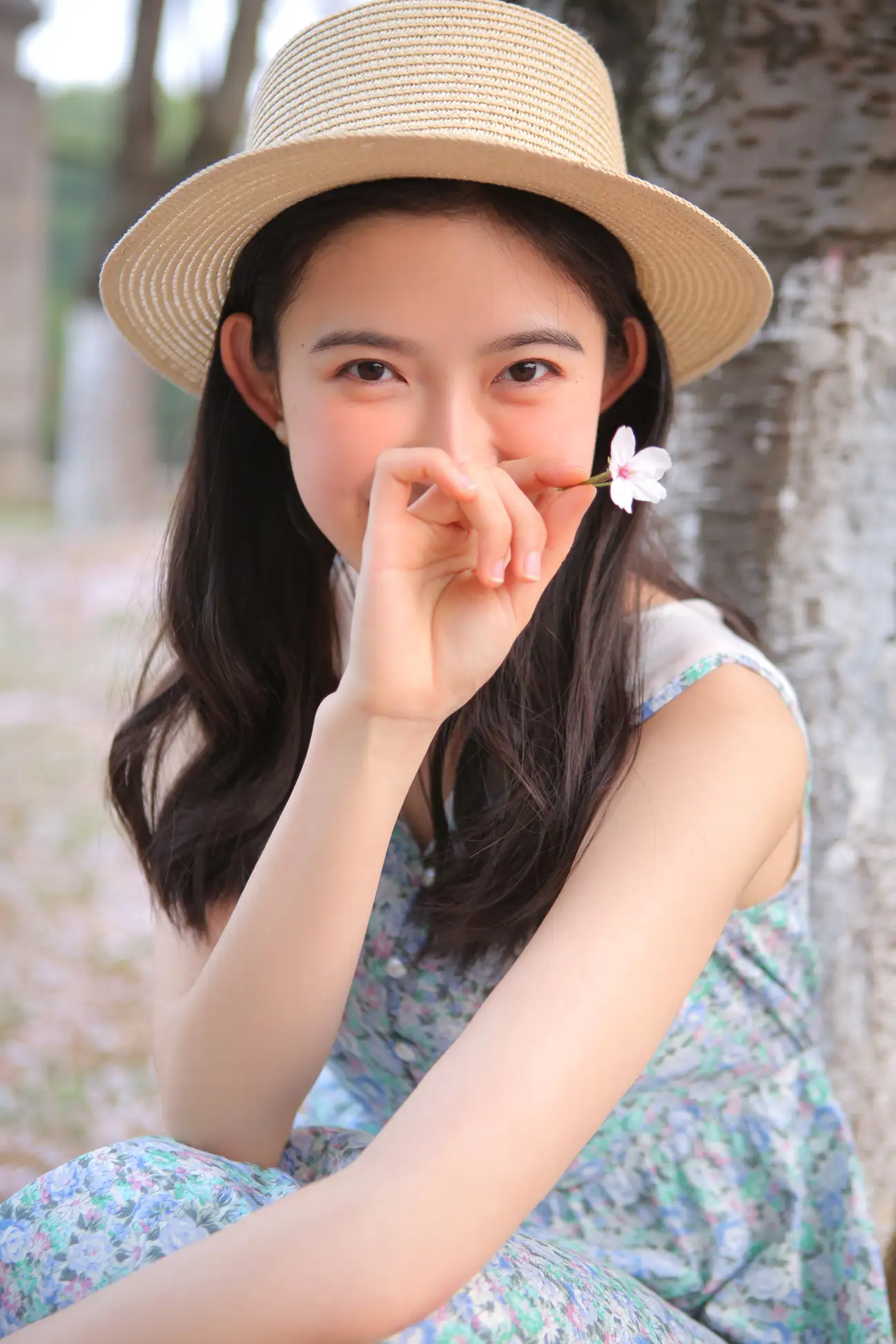 [艺图语] 2022.08.07 Vol.1645 – 花倦 小草草呀#[22P]-6