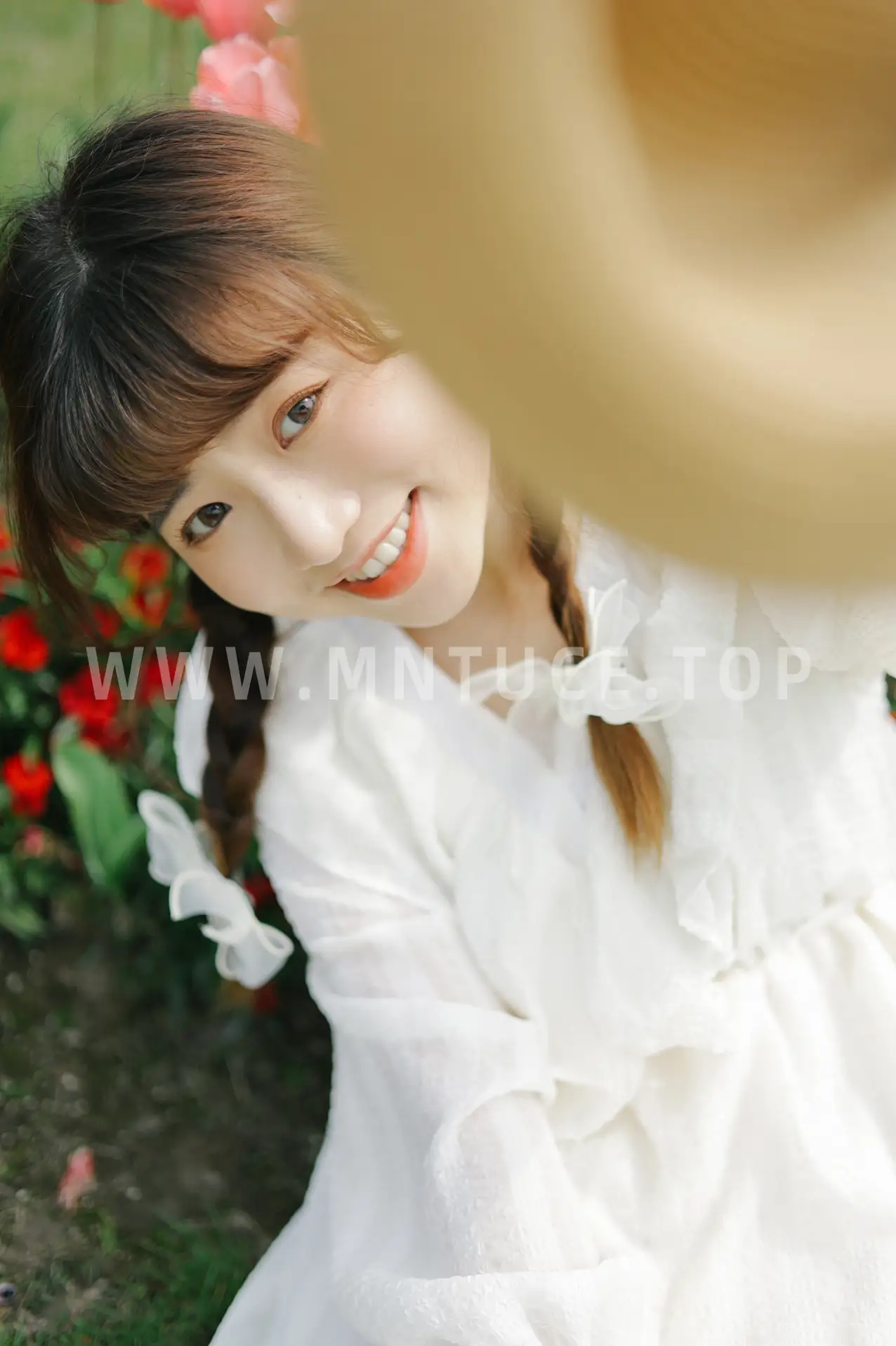 [艺图语] 2022.09.10 Vol.1920 – 郁金香花开 蓝胖子-#[28P]-8