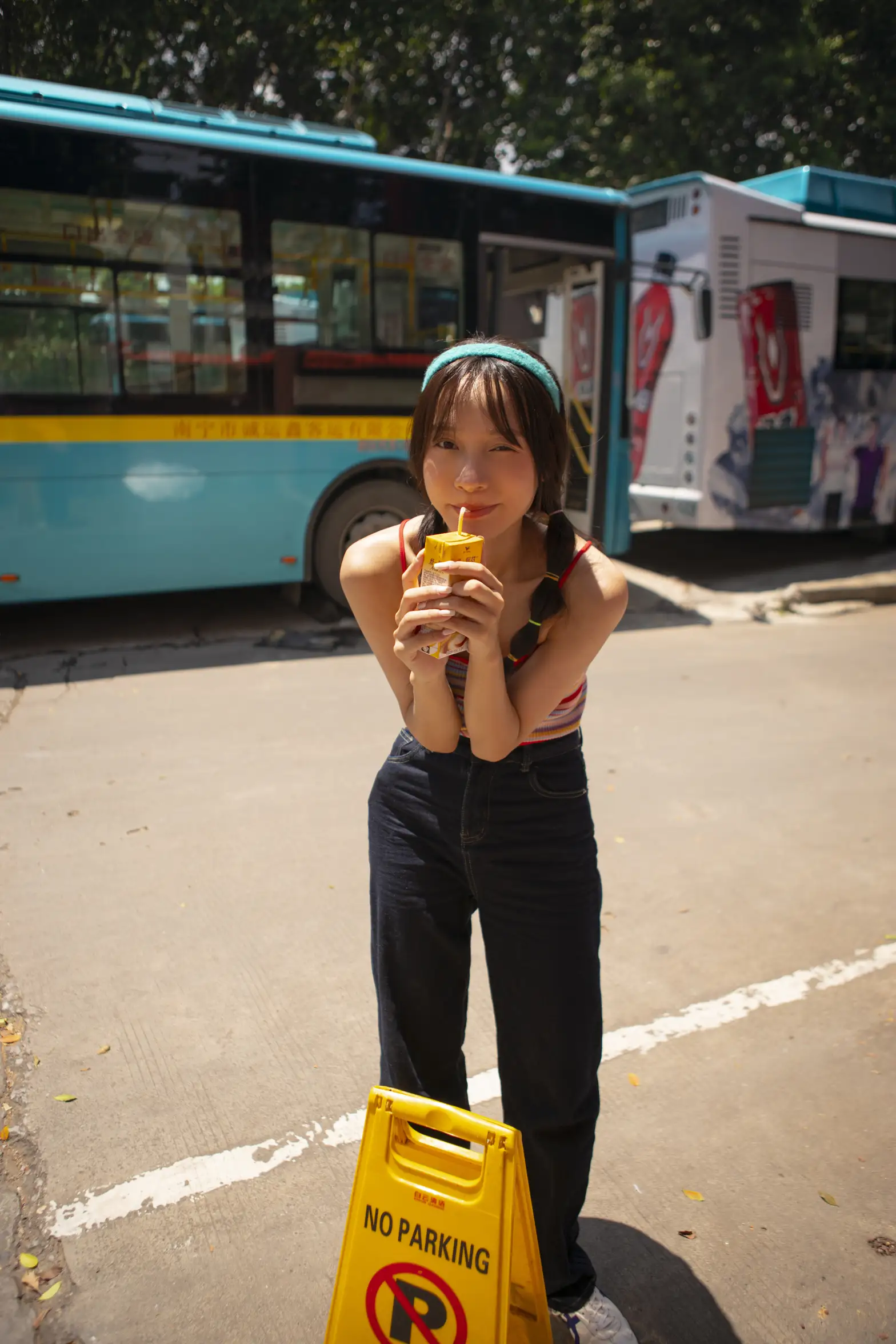 [艺图语] 2021.11.05 Vol.421 – happytune 奶茶妹MM#[28P]-1