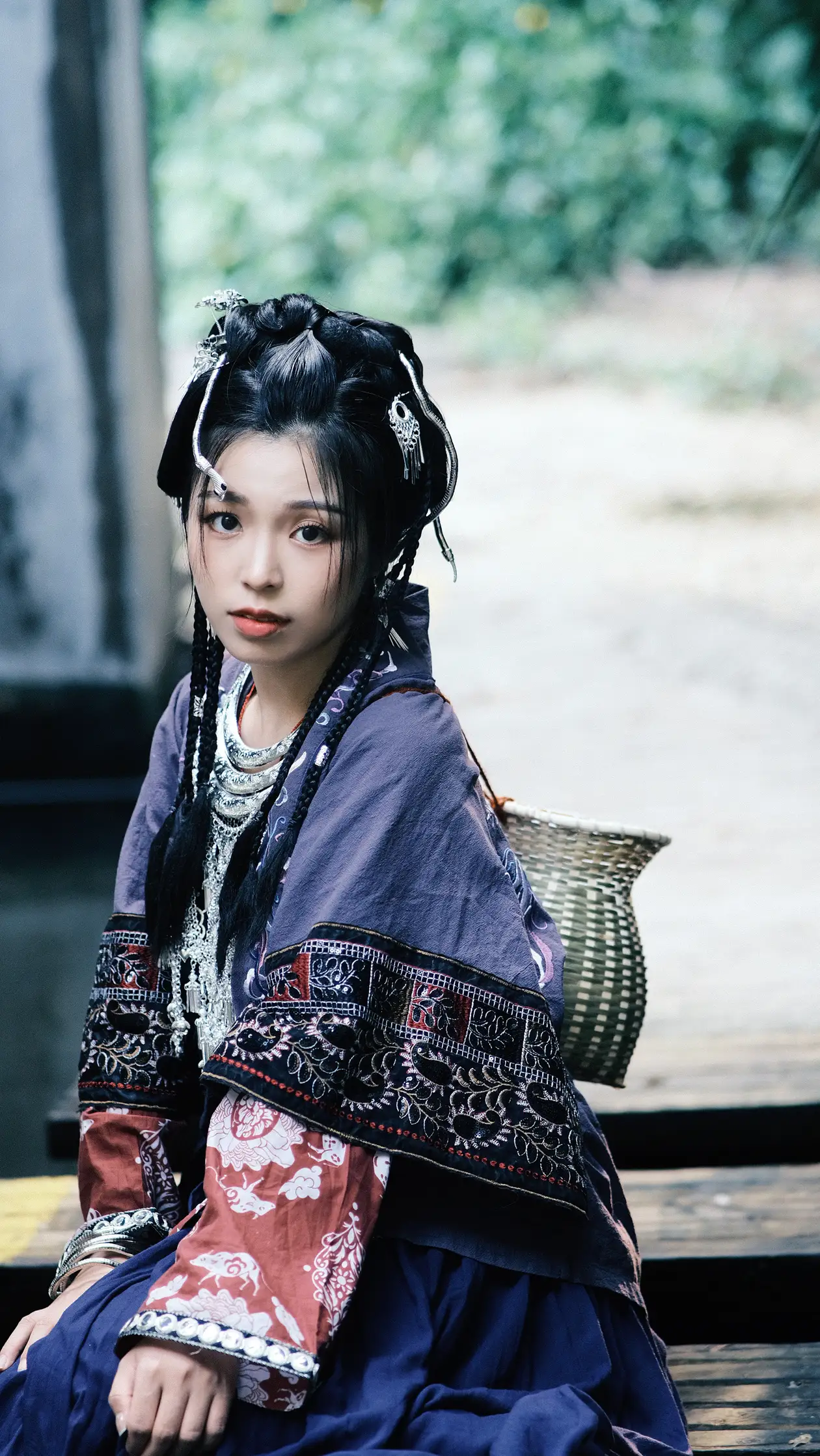 [艺图语] 2022.07.08 Vol.1414 – 苗家姑娘 proyhine#[28P]-1