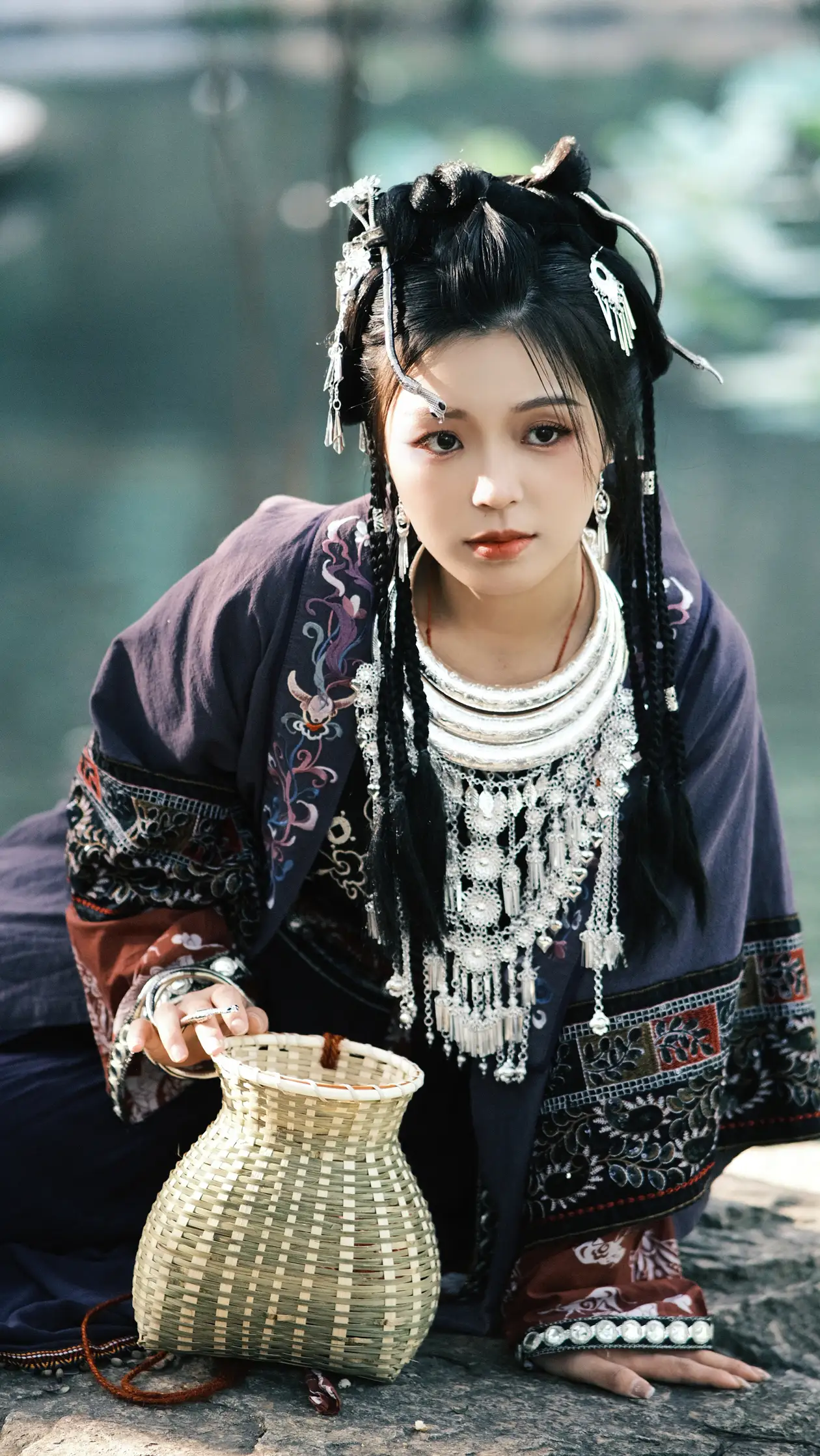 [艺图语] 2022.07.08 Vol.1414 – 苗家姑娘 proyhine#[28P]-5