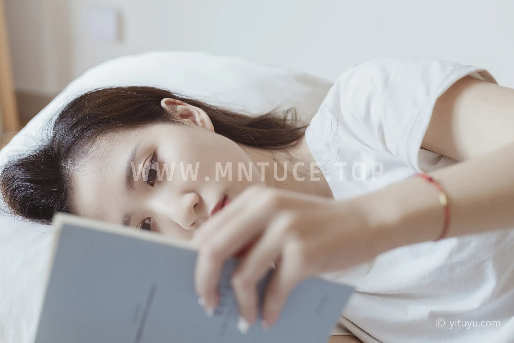 [艺图语] 2021.07.07 Vol.086 – 独自醒来 Jenny#[36P]-6