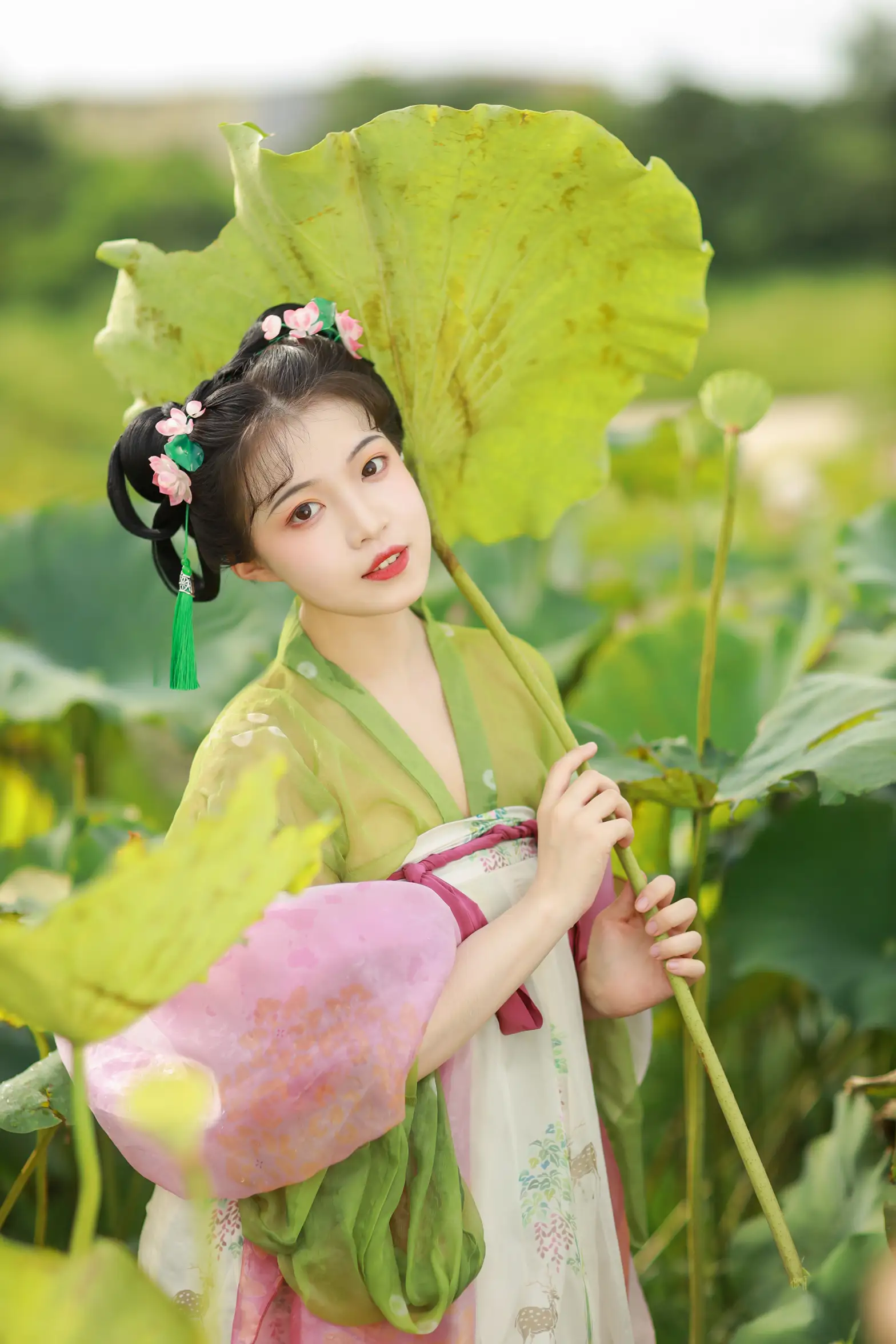 [艺图语] 2022.08.03 Vol.1614 – 荷花少女 我超白_#[30P]-12