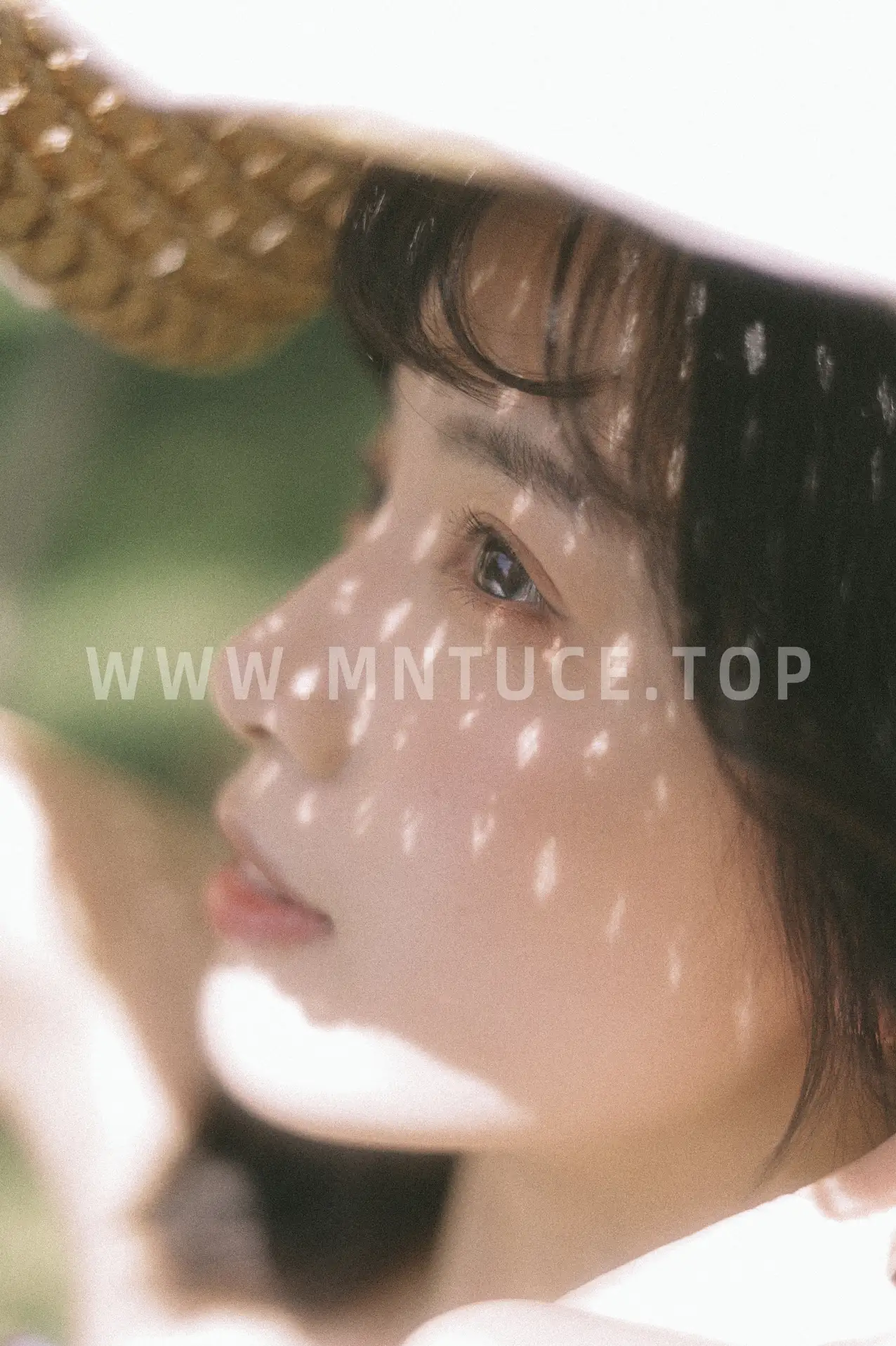 [艺图语] 2022.05.27 Vol.1006 – 她的眸 一只阿梦崽#[34P]-4