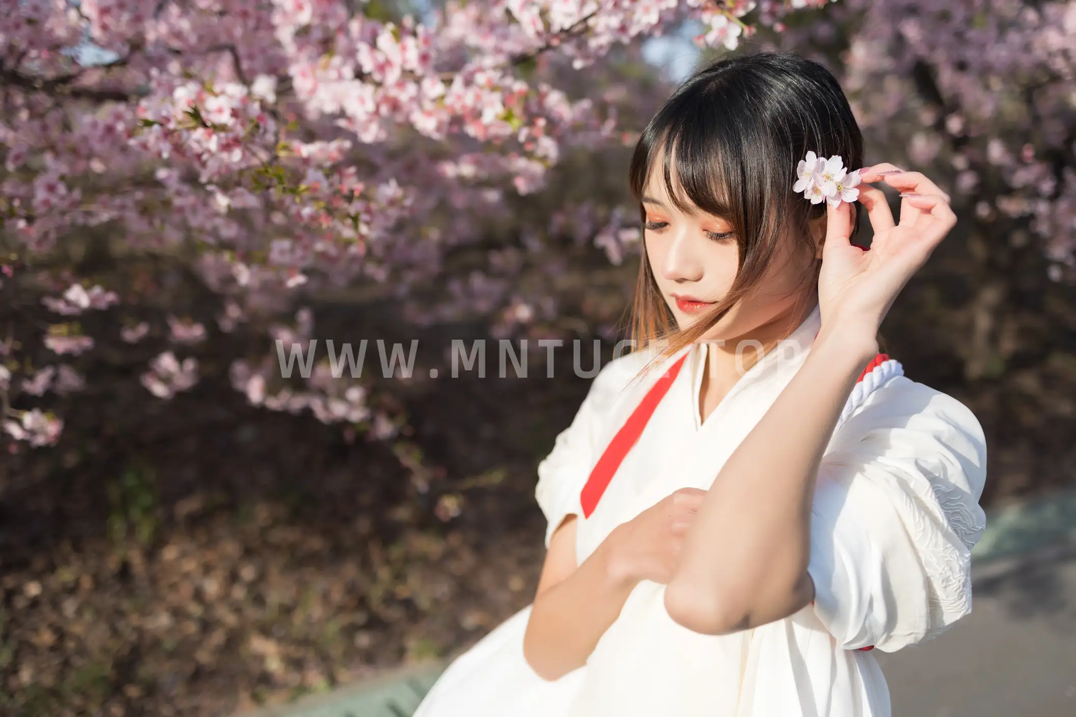 [艺图语] 2022.06.30 Vol.1337 – 樱语 兔子Zzz不吃胡萝卜#[28P]-9