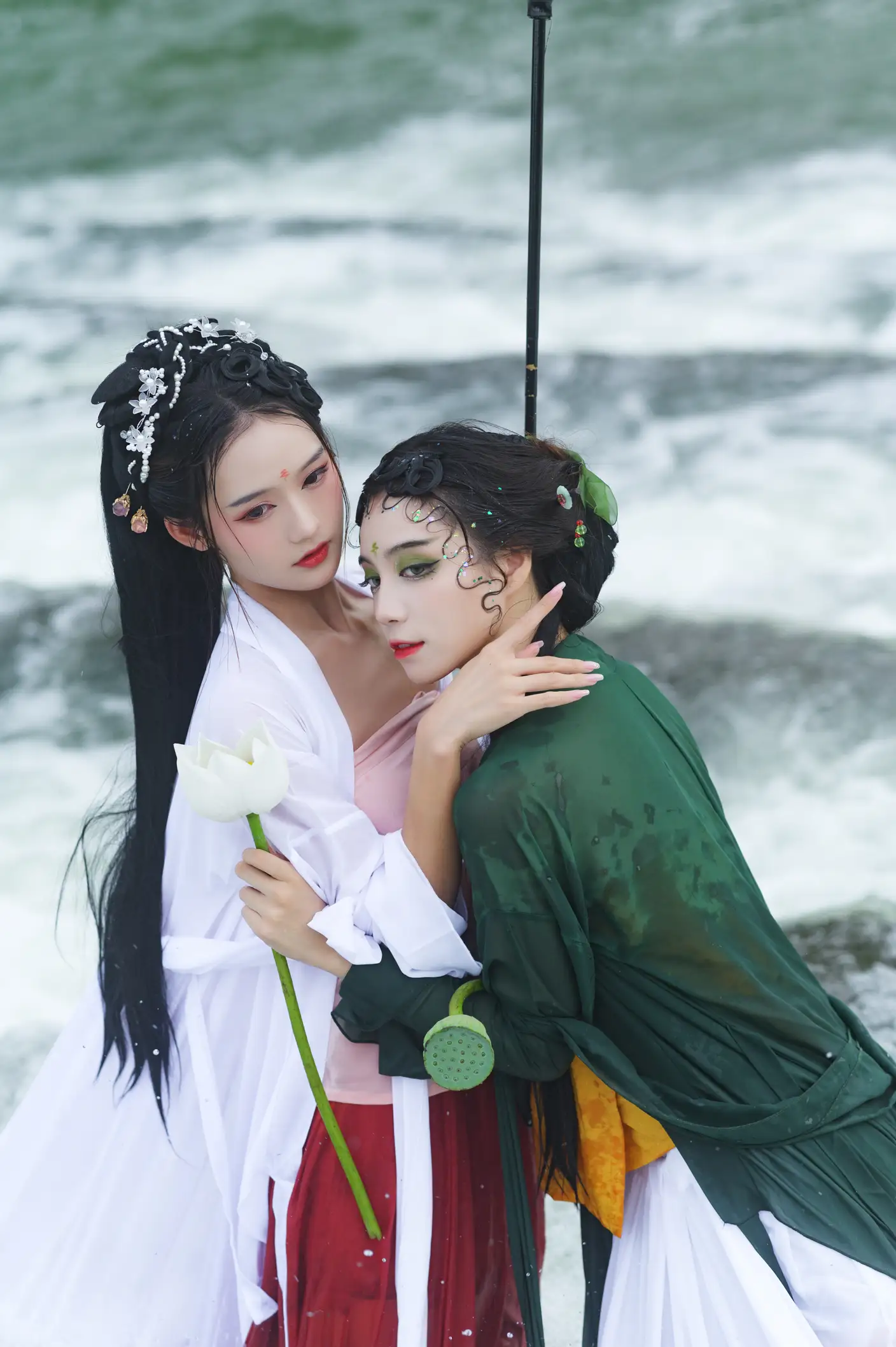 [艺图语] 2022.06.24 Vol.1277 – 青白蛇 兔子Zzz不吃胡萝卜#[26P]-2