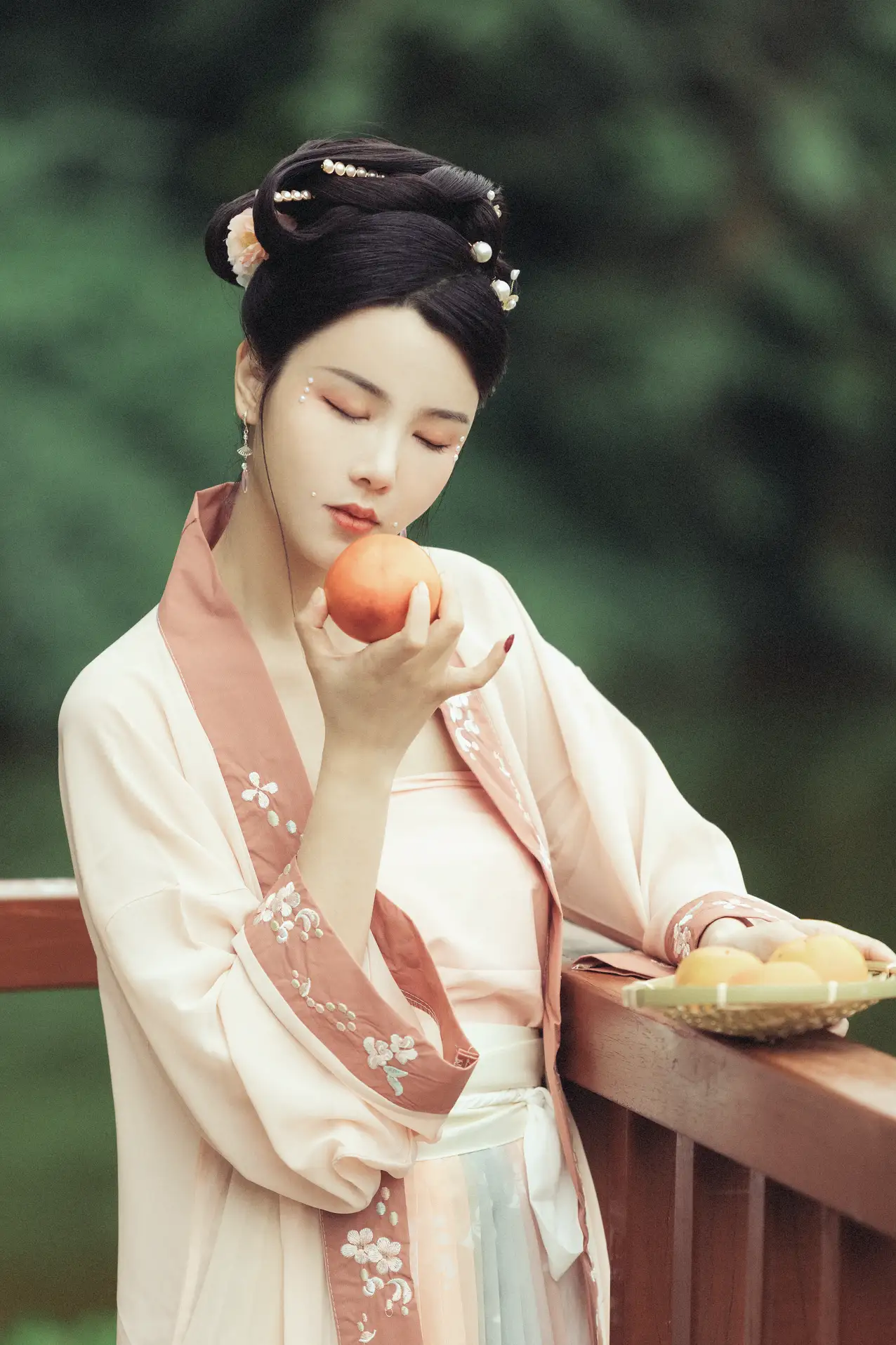 [艺图语] 2022.01.04 Vol.583 – 花期不待 三重子#[27P]-1