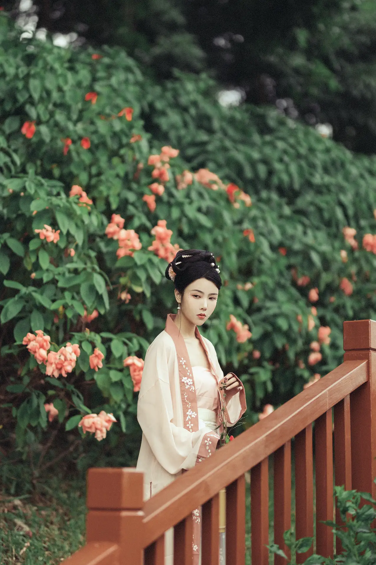 [艺图语] 2022.01.04 Vol.583 – 花期不待 三重子#[27P]-6