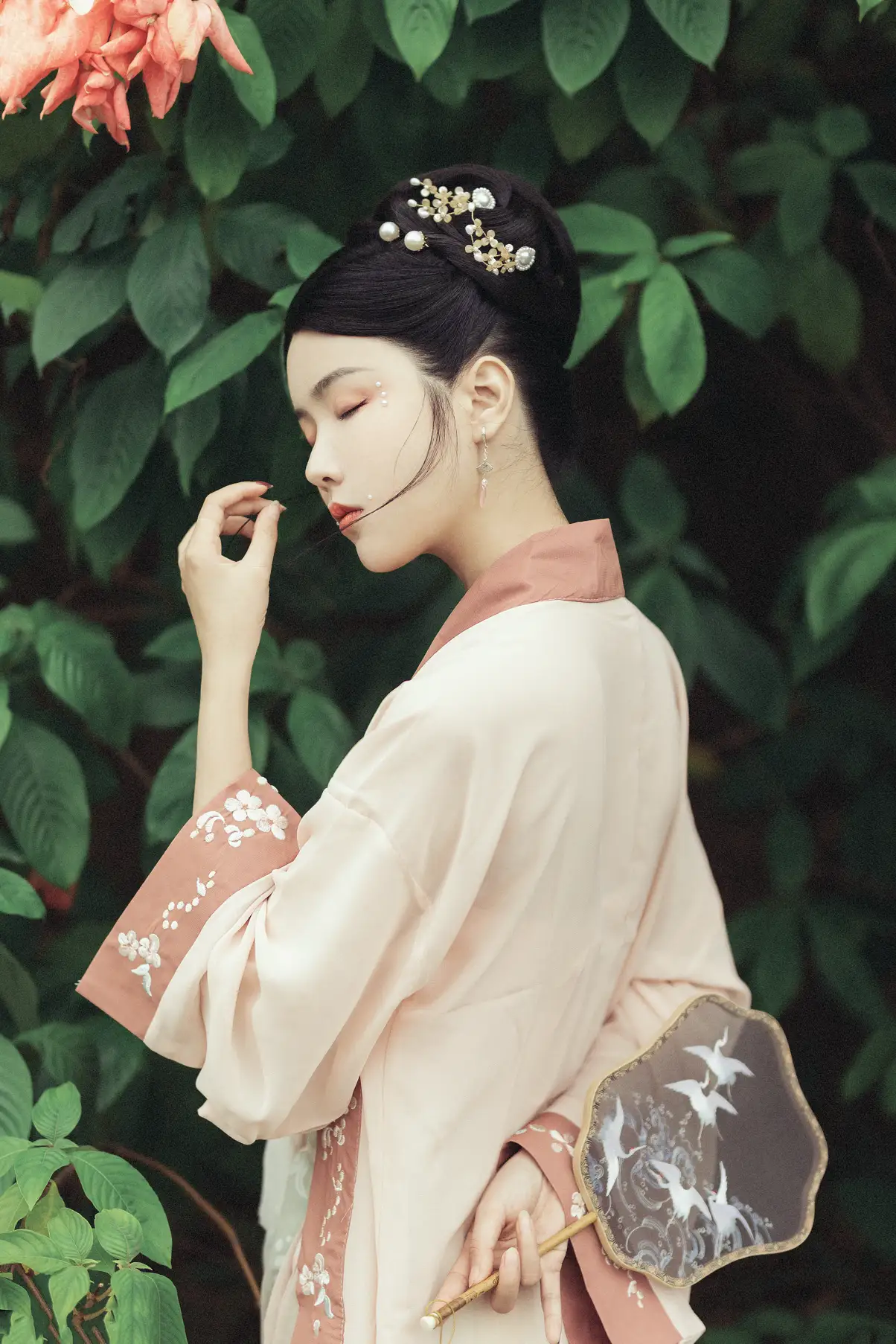 [艺图语] 2022.01.04 Vol.583 – 花期不待 三重子#[27P]-7