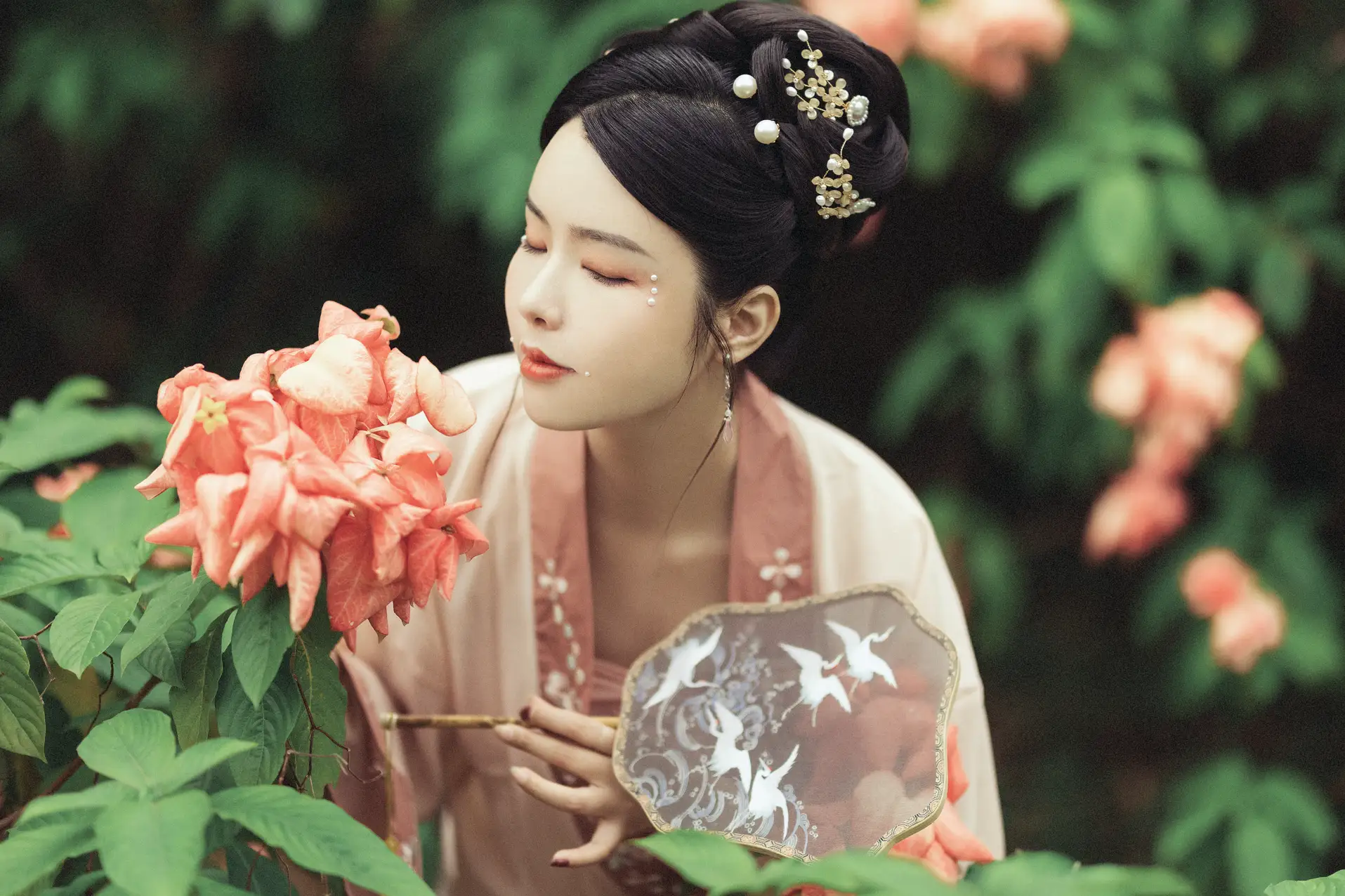 [艺图语] 2022.01.04 Vol.583 – 花期不待 三重子#[27P]-9