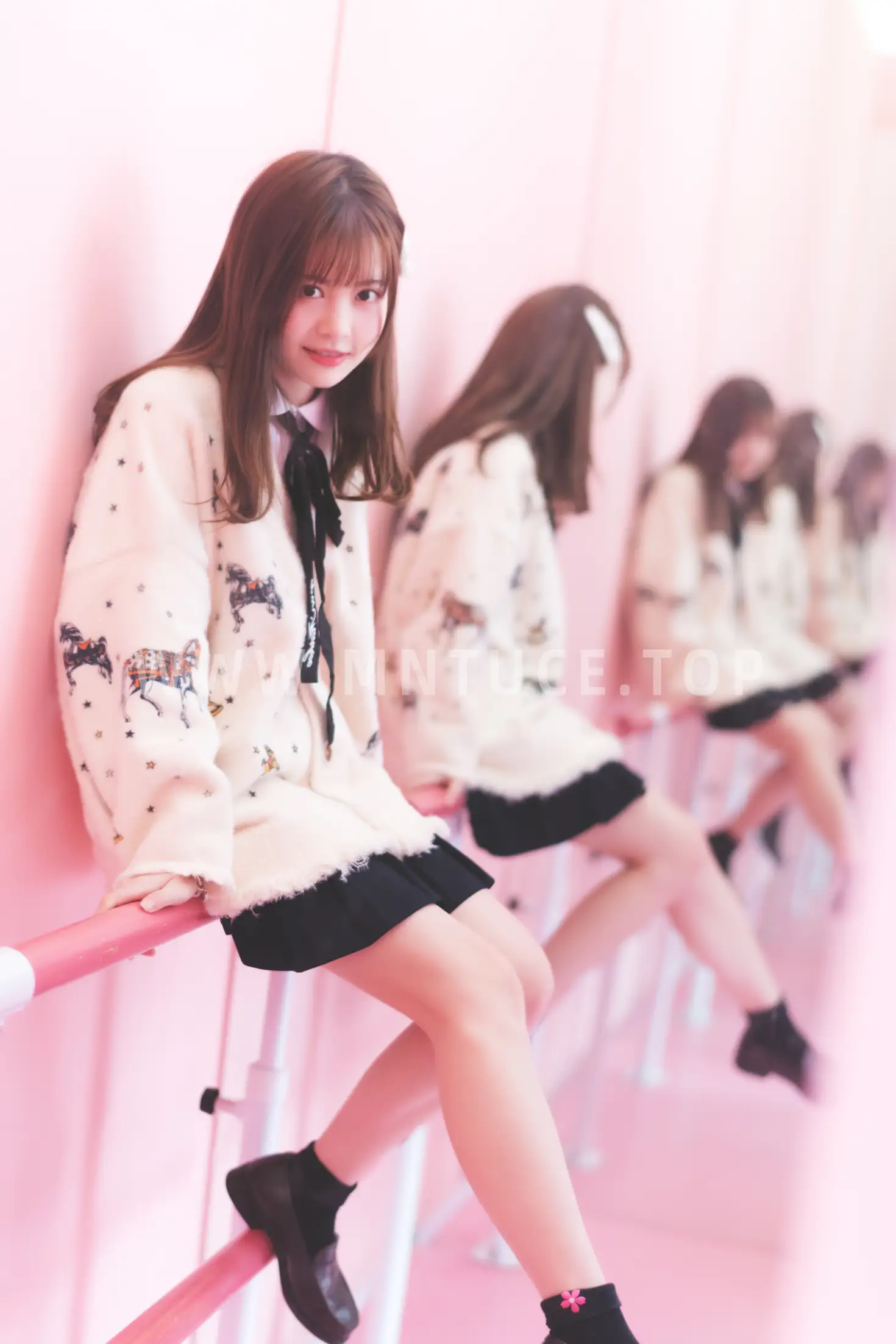 [艺图语] 2022.06.03 Vol.1072 – 少女体育馆 梁小萌#[45P]-4