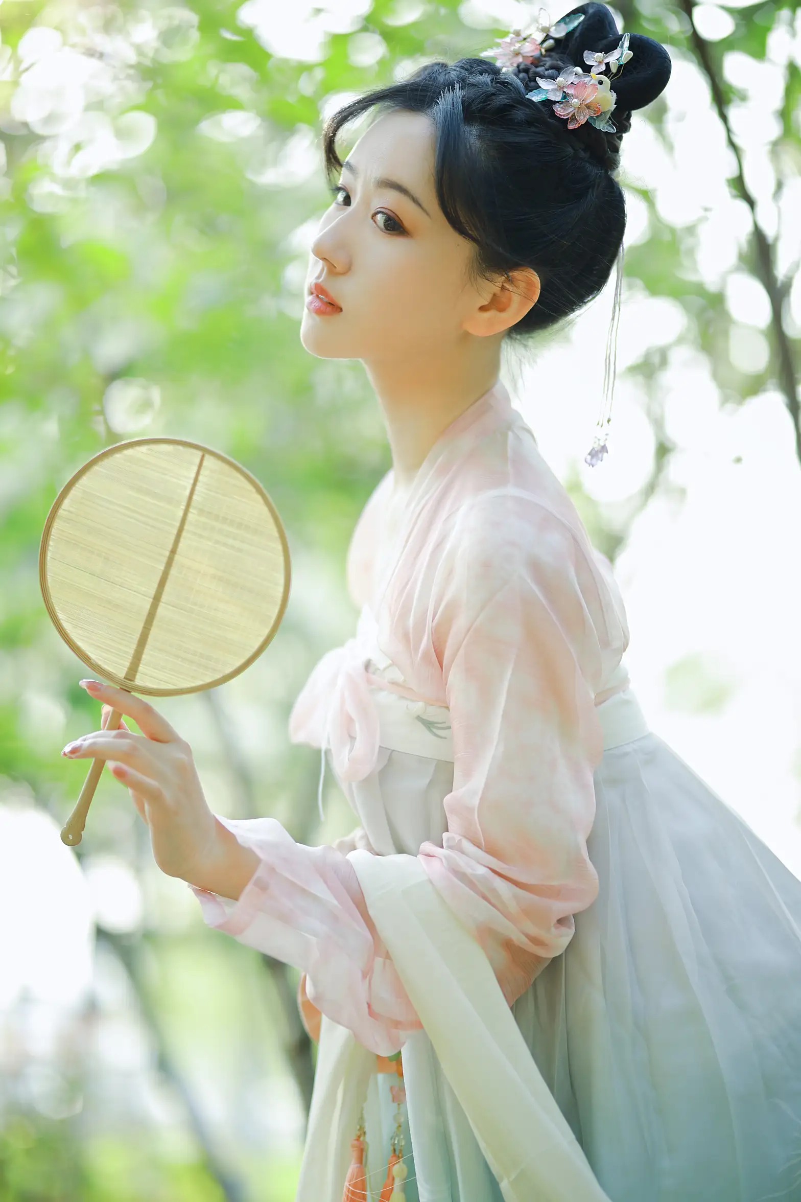 [艺图语] 2022.08.20 Vol.1746 – 乐嫣 三余#[22P]-9