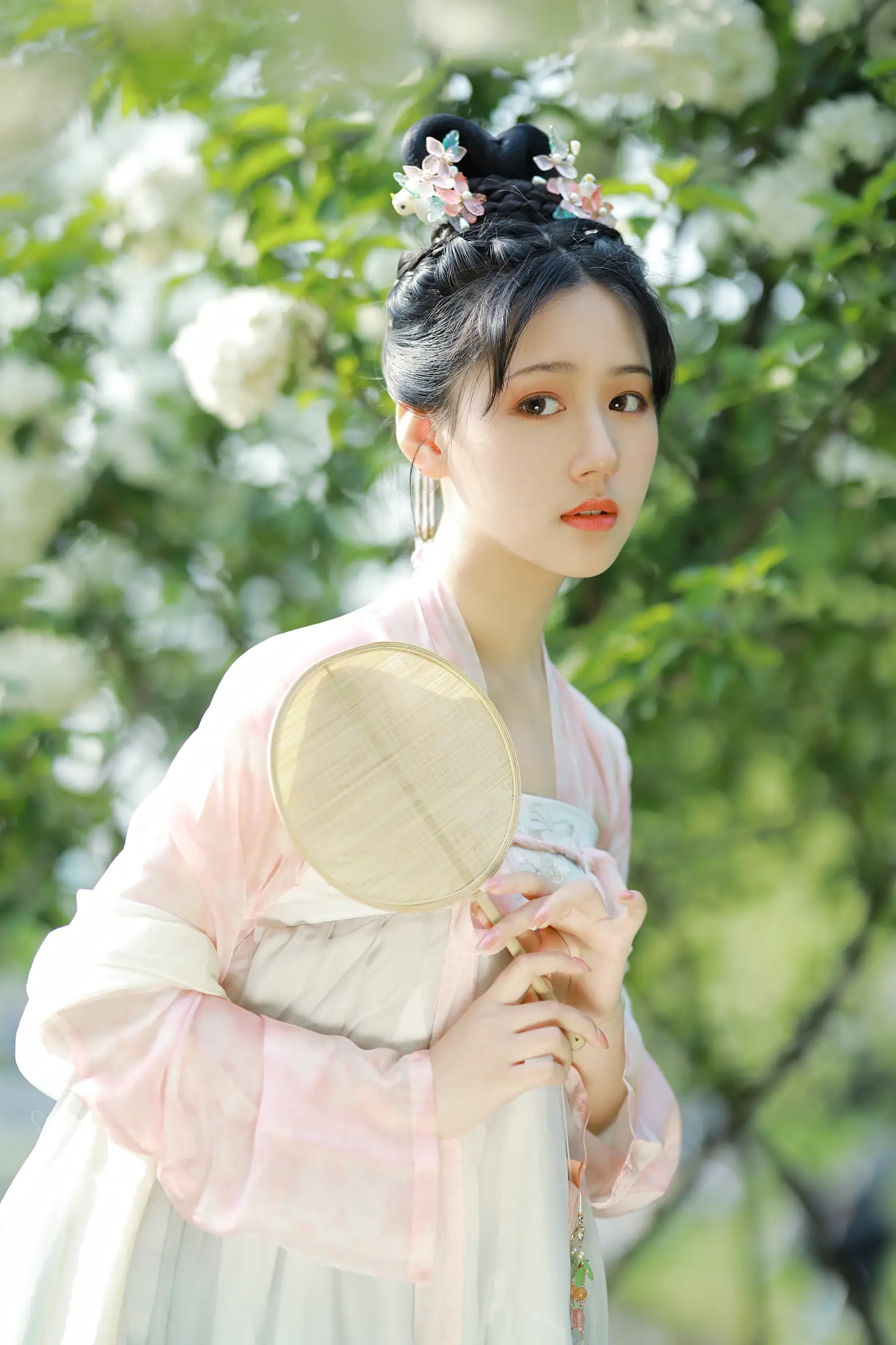 [艺图语] 2022.08.20 Vol.1746 – 乐嫣 三余#[22P]-1