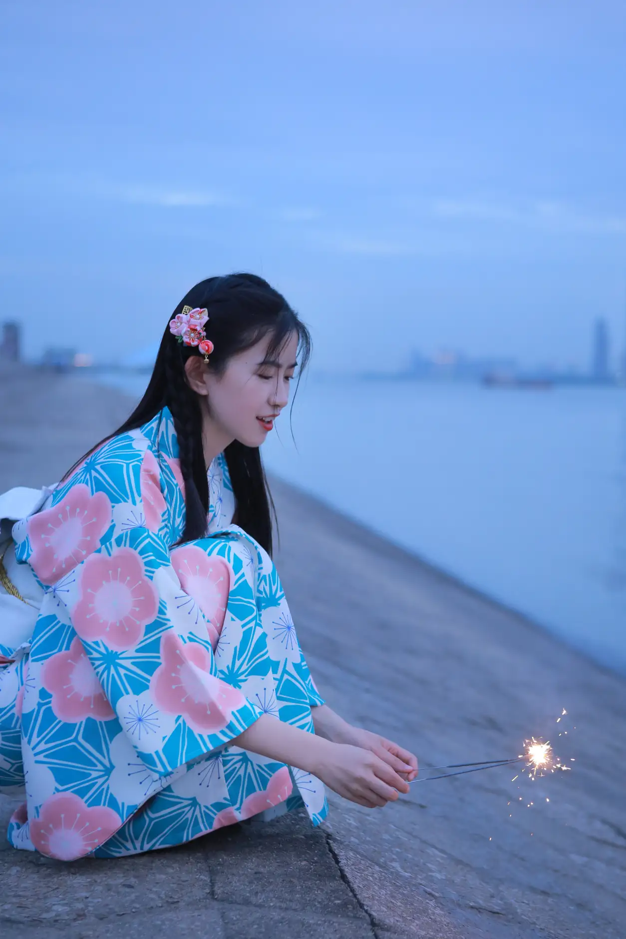 [艺图语] 2022.06.06 Vol.1095 – 花火 小草草呀#[22P]-10