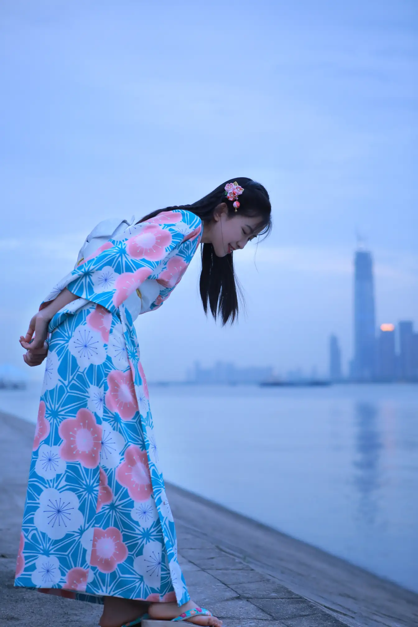 [艺图语] 2022.06.06 Vol.1095 – 花火 小草草呀#[22P]-5