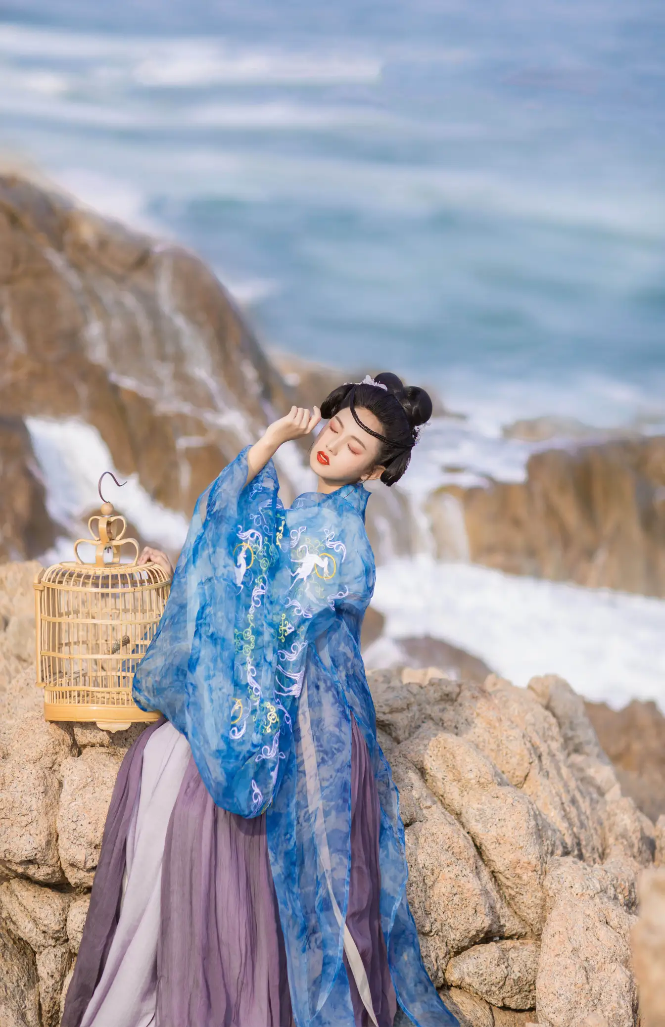 [艺图语] 2022.08.04 Vol.1626 – 誓鸟 凌小薇-#[24P]-1