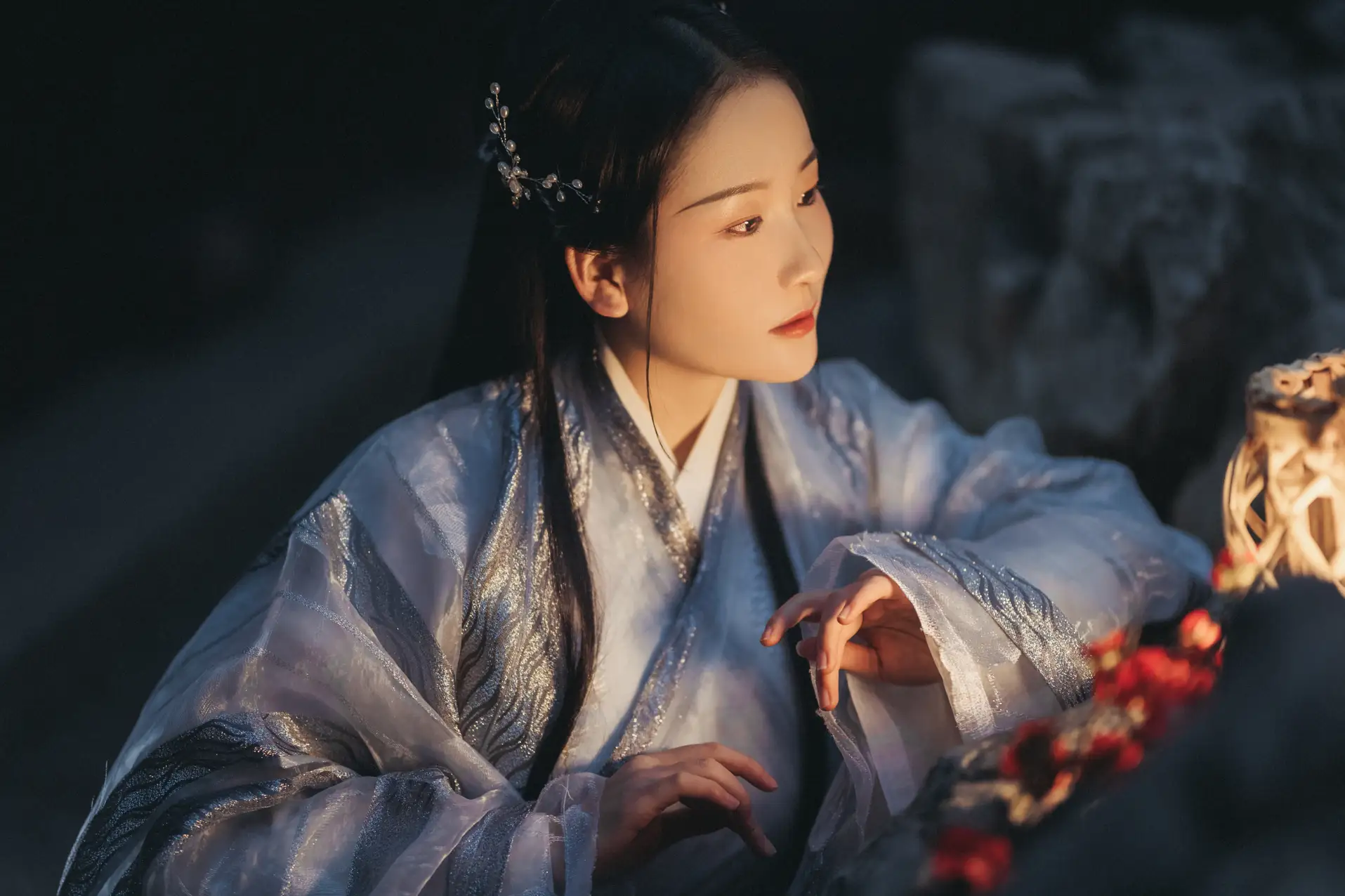 [艺图语] 2021.10.19 Vol.370 – 南歌子 淡蓝色忧伤静流淌#[27P]-5