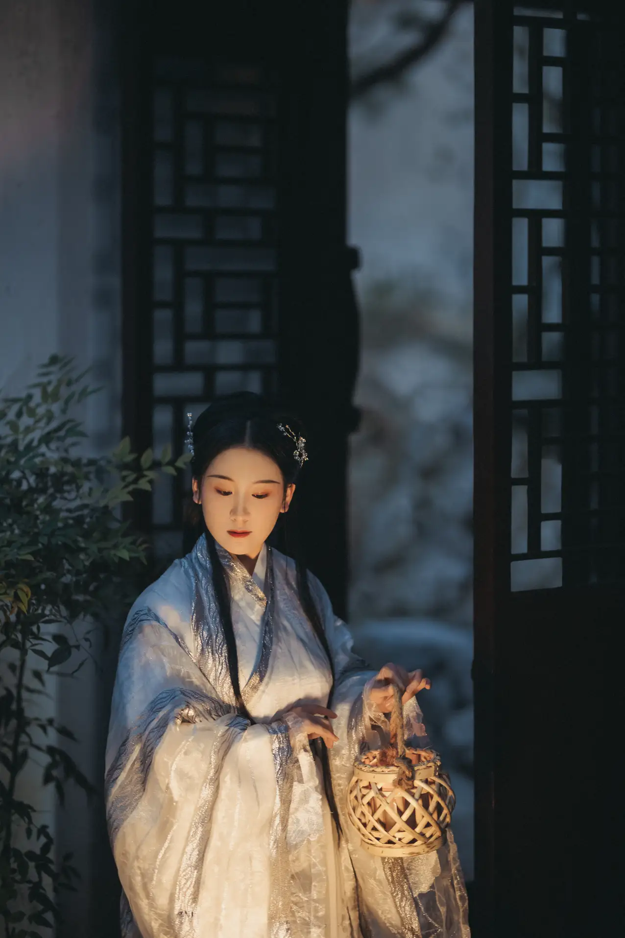 [艺图语] 2021.10.19 Vol.370 – 南歌子 淡蓝色忧伤静流淌#[27P]-4