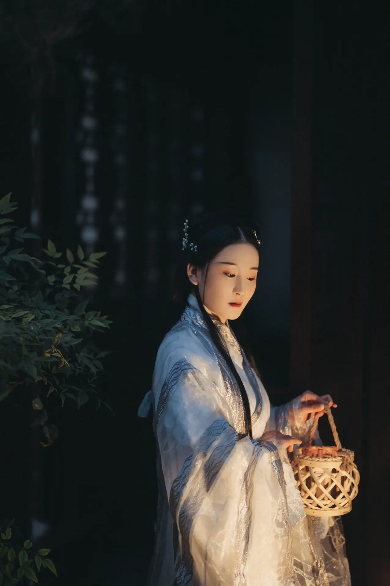 [艺图语] 2021.10.19 Vol.370 – 南歌子 淡蓝色忧伤静流淌#[27P]-6