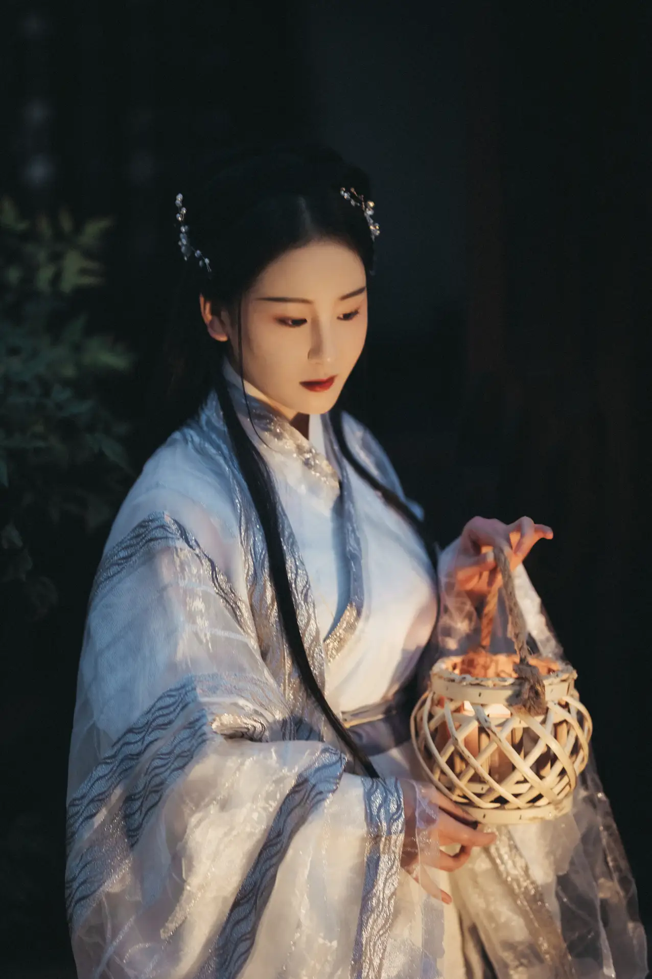 [艺图语] 2021.10.19 Vol.370 – 南歌子 淡蓝色忧伤静流淌#[27P]-6