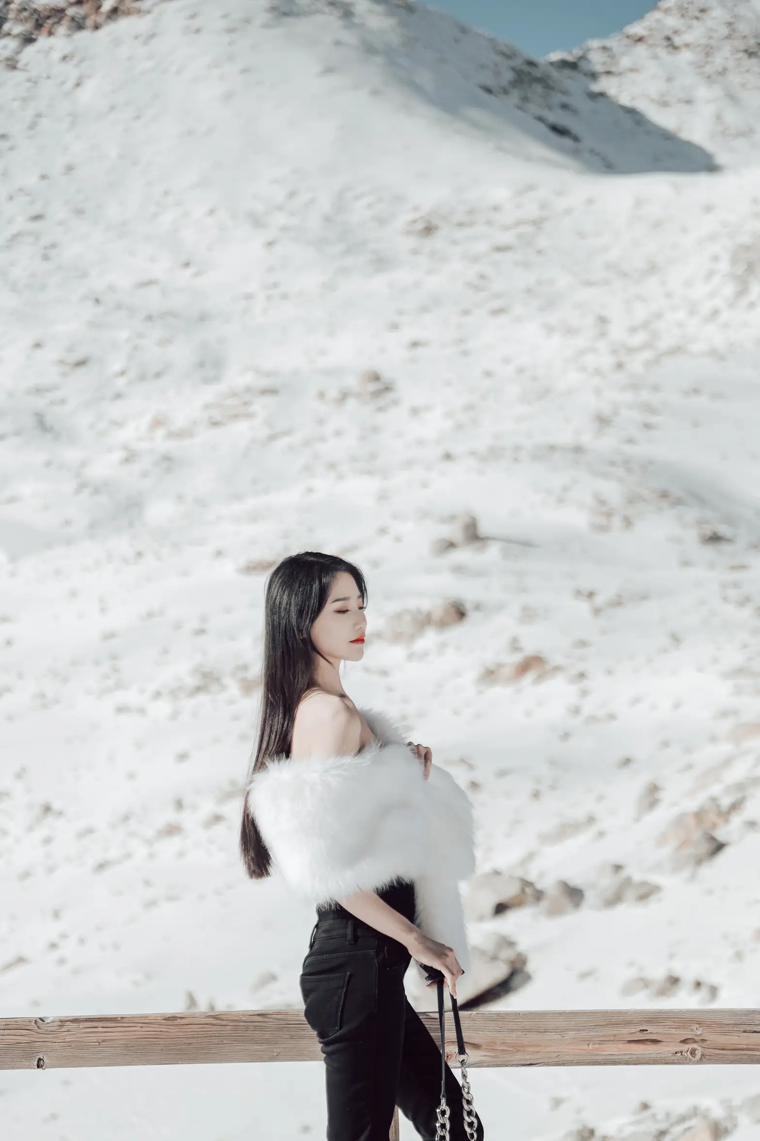 [艺图语] 2022.06.21 Vol.1243 – 冰雪之巅 婷婷#[34P]-4