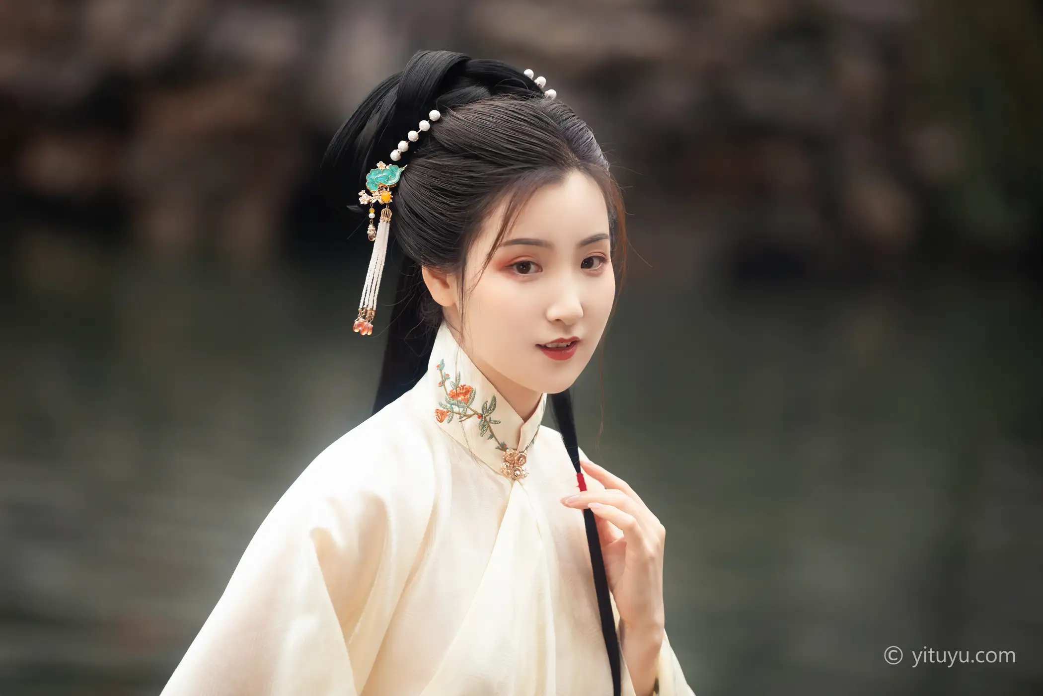 [艺图语] 2021.05.10 Vol.053 – 玉兰 金儿#[23P]-2