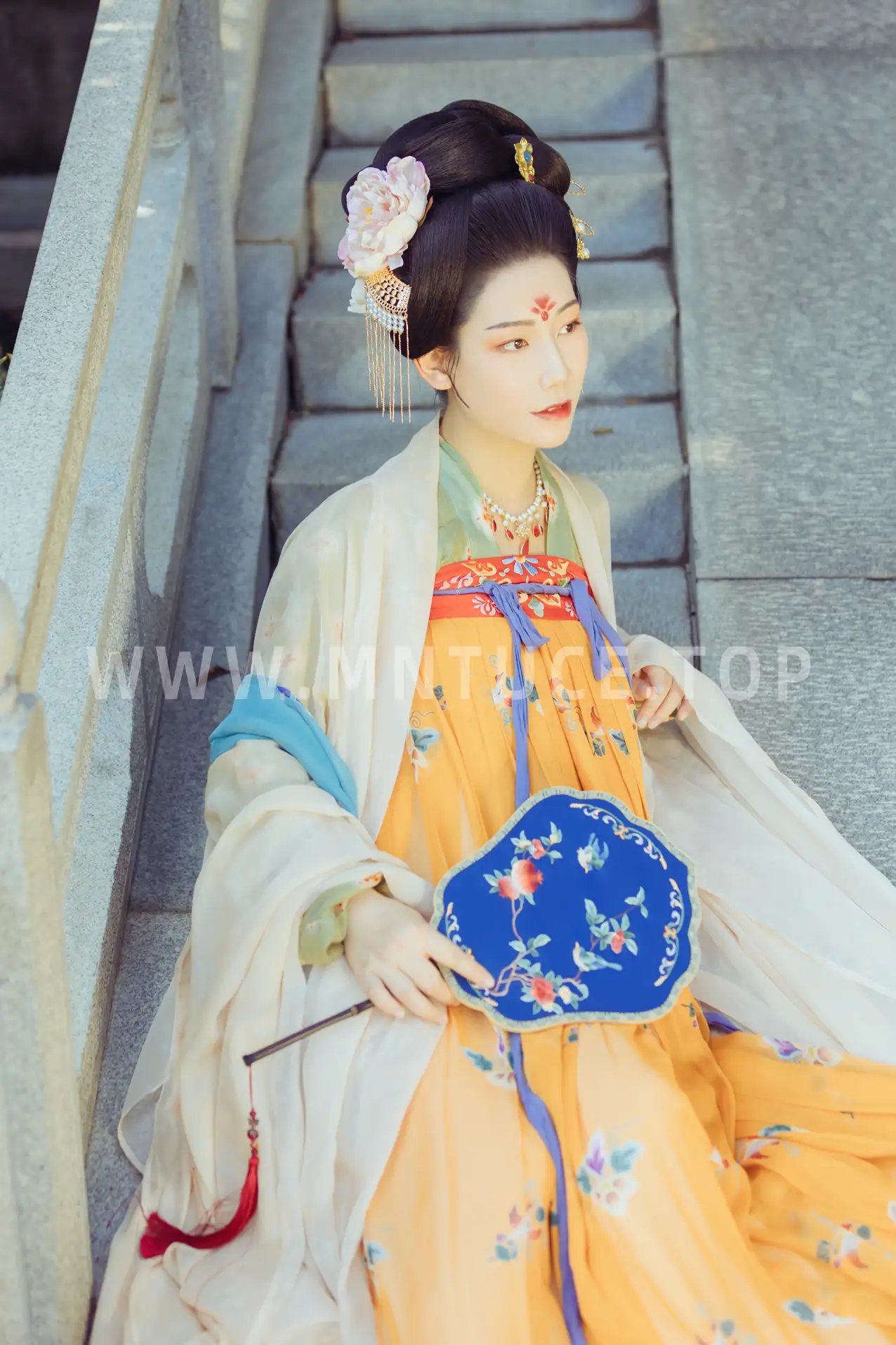 [艺图语] 2021.10.25 Vol.388 – 虞美人 筱谖#[22P]-9