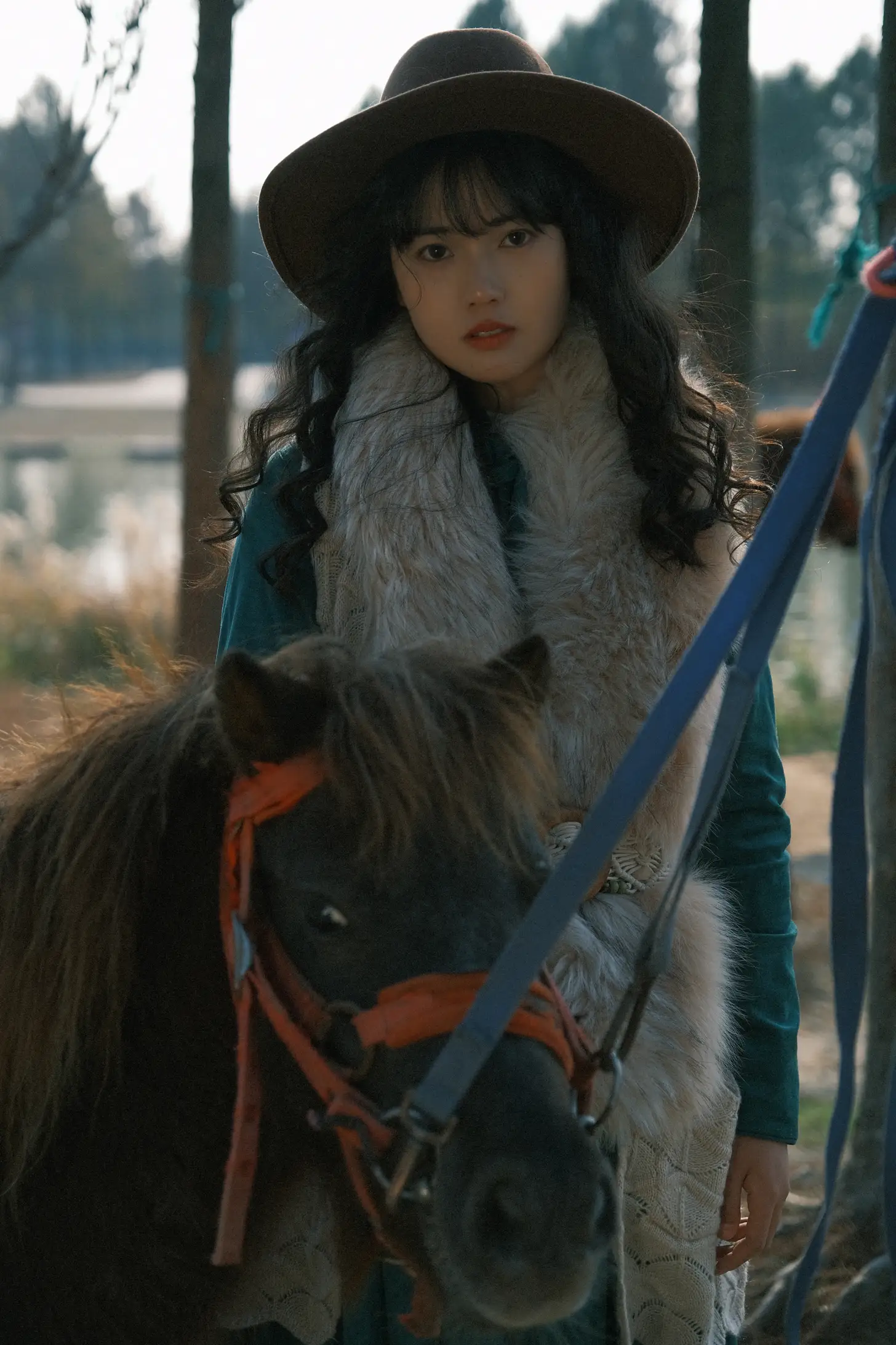 [艺图语] 2022.09.13 Vol.1939 – 秋日情书 爆毛绵羊#[24P]-3