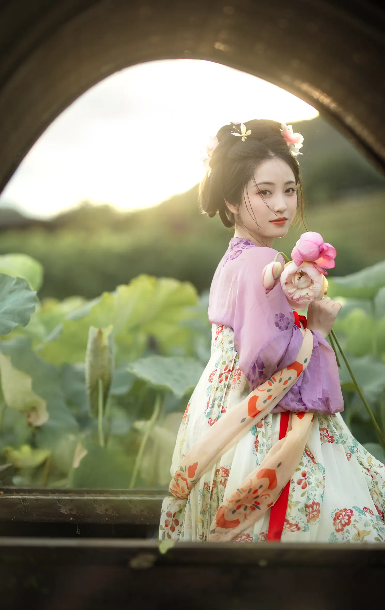 [艺图语] 2022.08.31 Vol.1832 – 采荷 小温暖想要个大太阳#[22P]-7