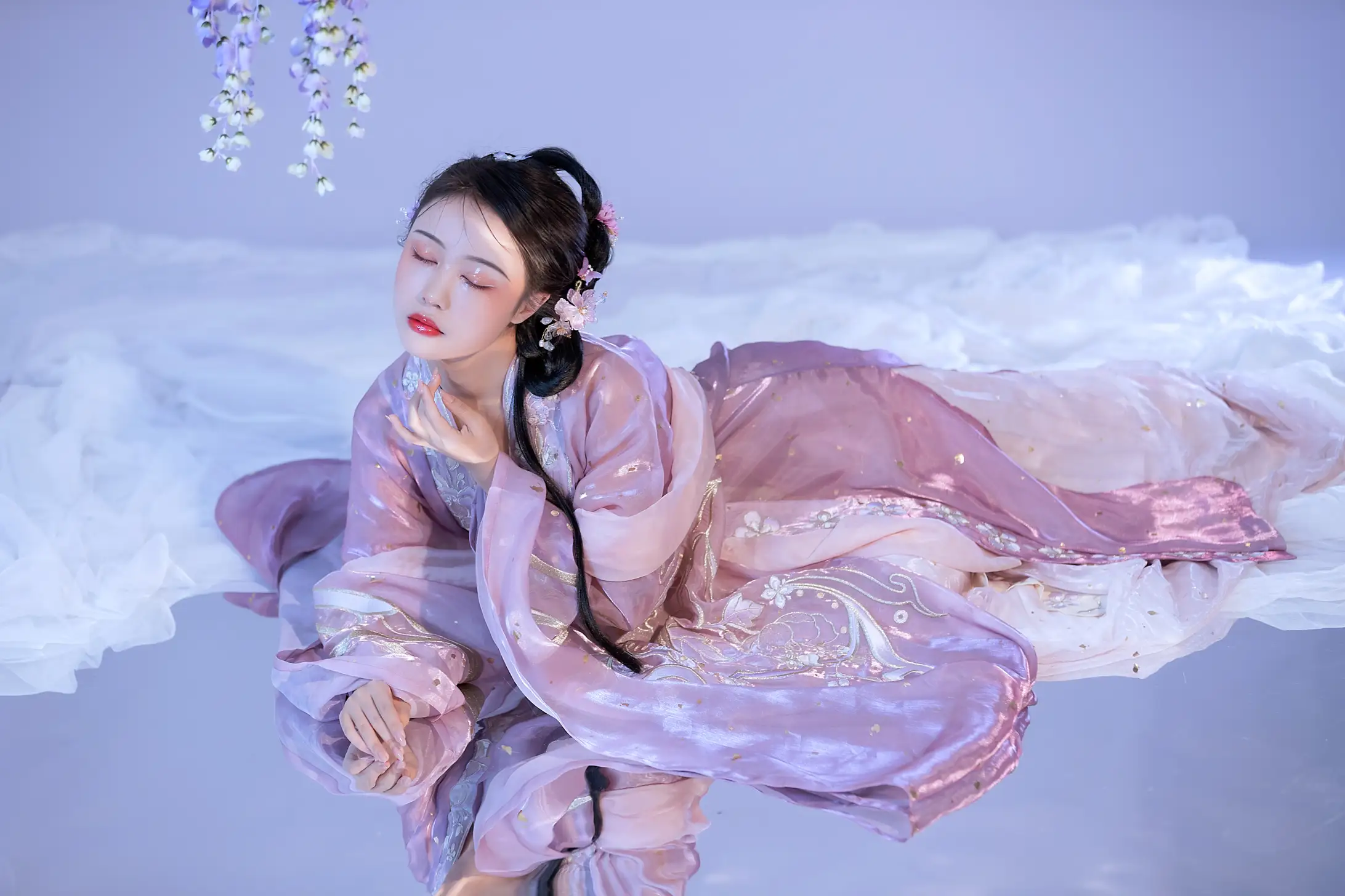 [艺图语] 2022.08.12 Vol.1684 – 镜花水月 梨一依#[24P]-2