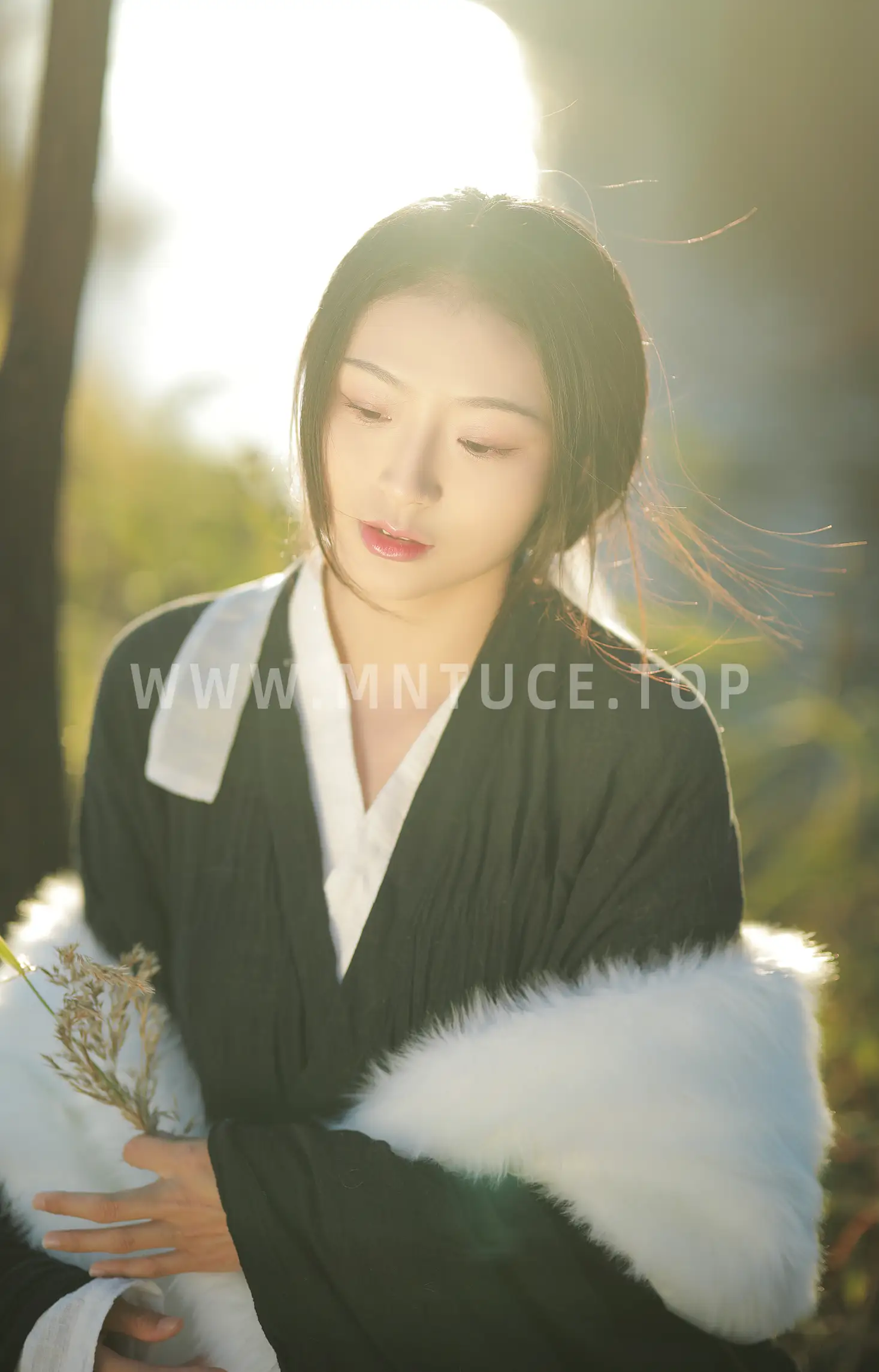 [艺图语] 2022.07.15 Vol.1484 – 落日余晖 nya酱的铃铛铛#[36P]-9