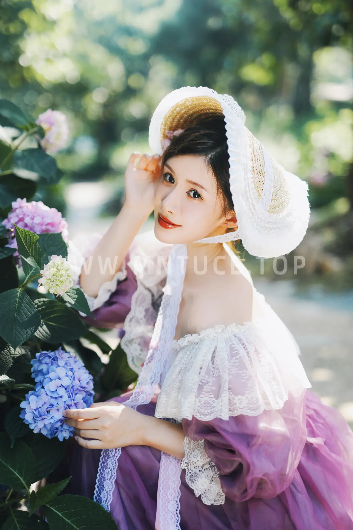 [艺图语] 2022.08.29 Vol.1820 – 无尽之夏 电动小猪pig#[37P]-6