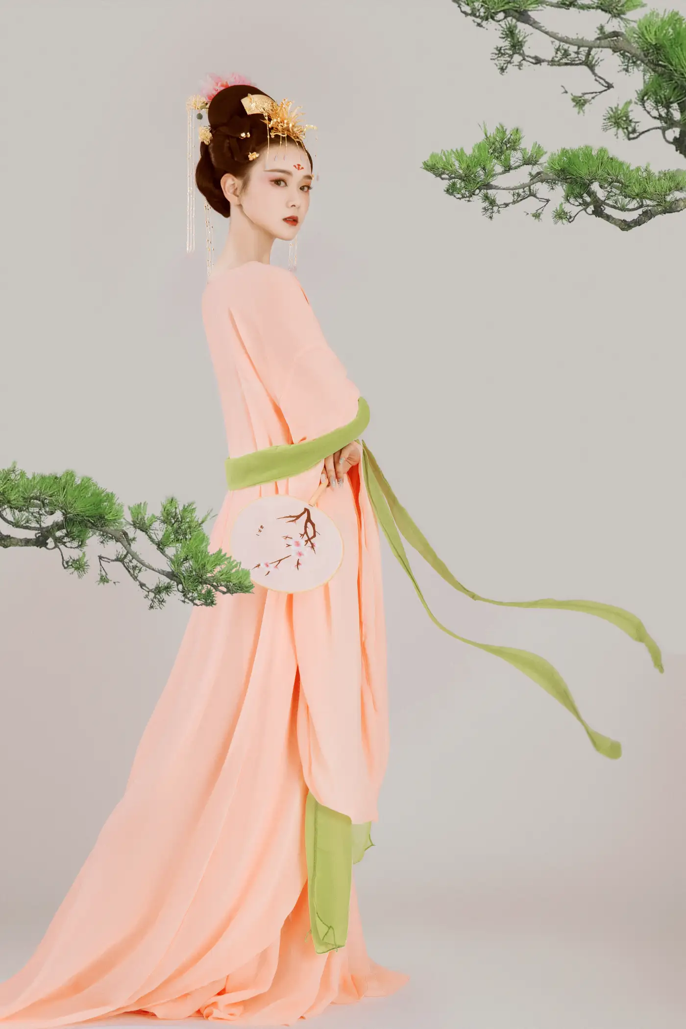 [艺图语] 2022.01.20 Vol.684 – 霓裳 欣宝#[30P]-5