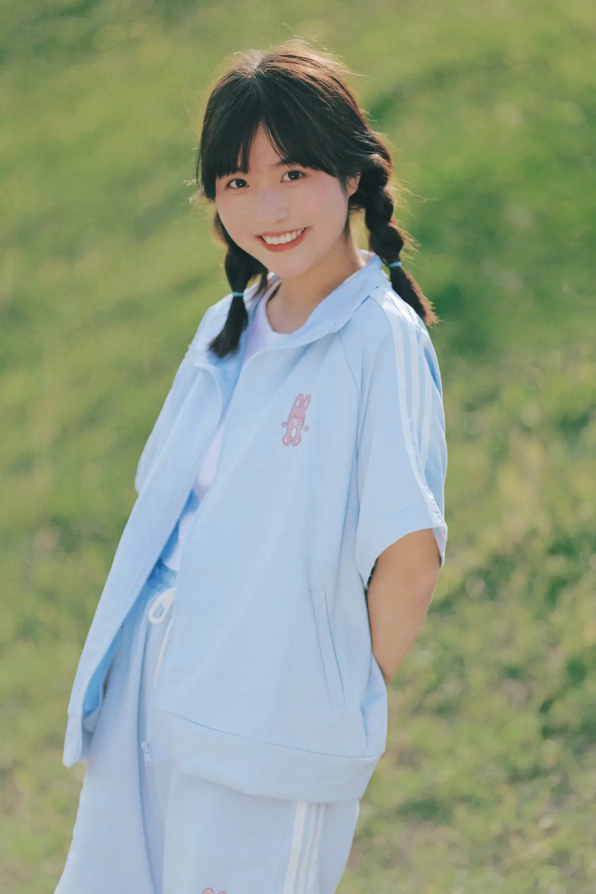 [艺图语] 2022.06.21 Vol.1251 – sport! 呼叫呼呼#[24P]-8