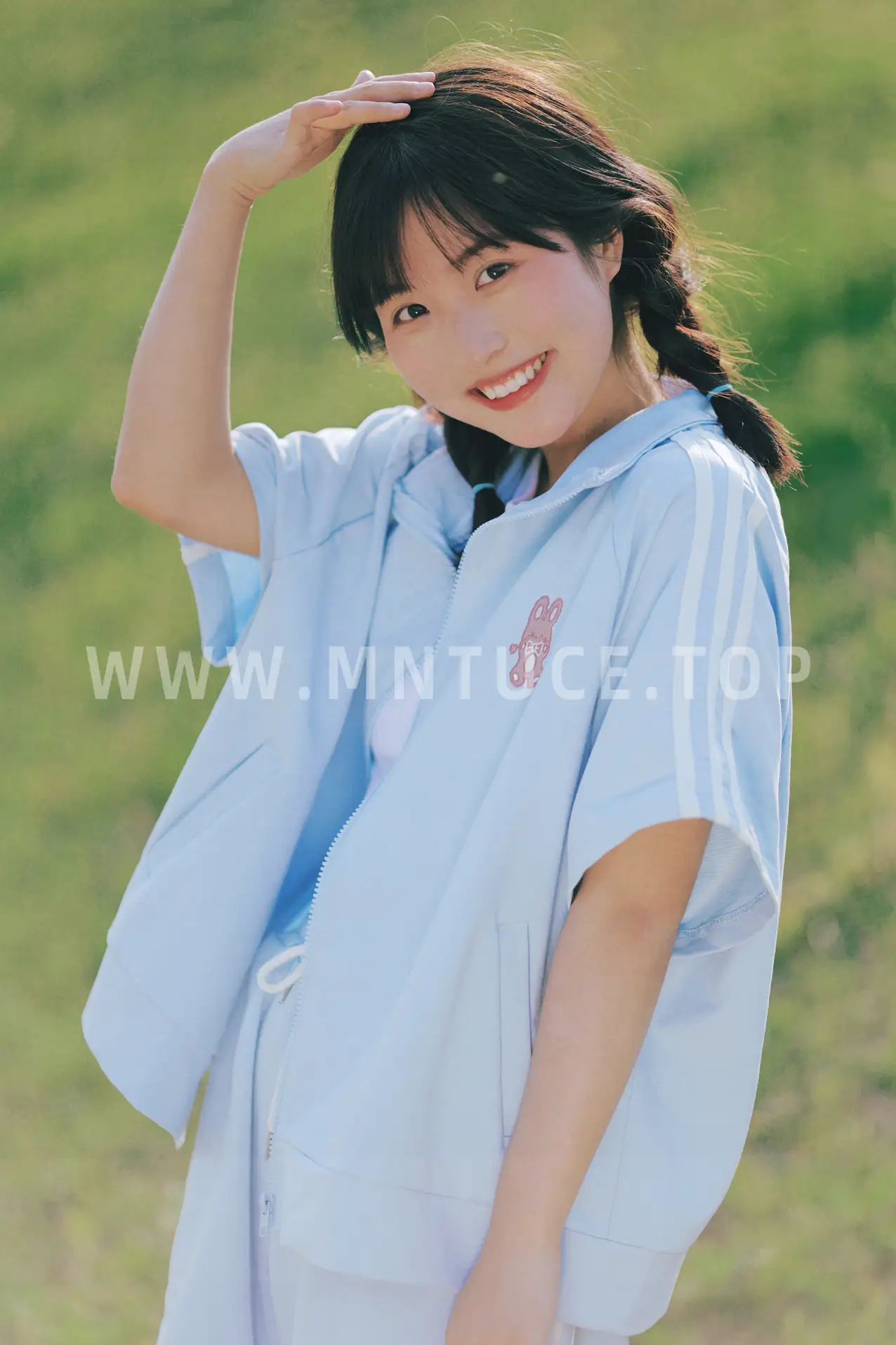 [艺图语] 2022.06.21 Vol.1251 – sport! 呼叫呼呼#[24P]-9