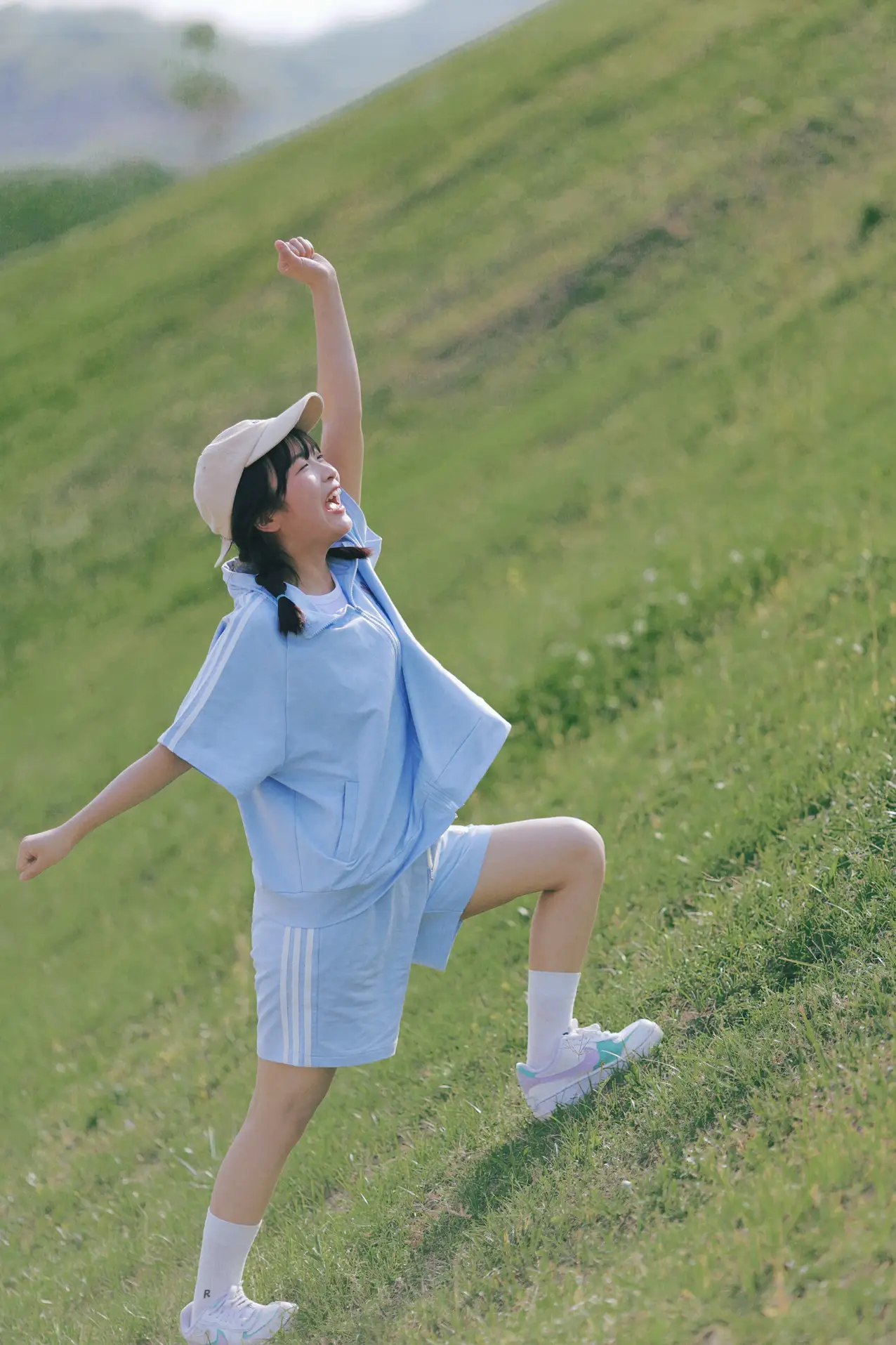 [艺图语] 2022.06.21 Vol.1251 – sport! 呼叫呼呼#[24P]-8