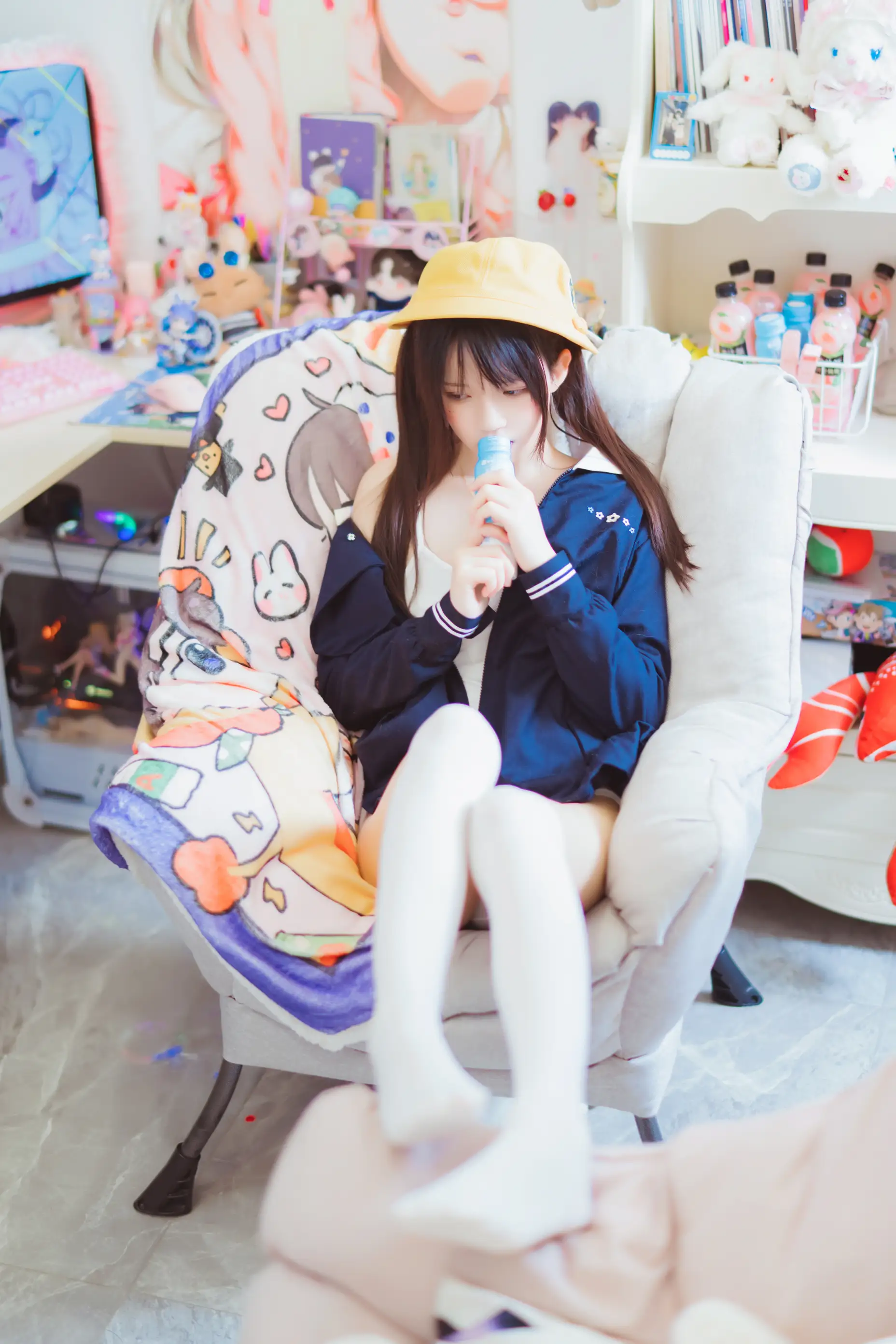 [艺图语] 2022.05.17 Vol.0911 – 奶桃桃 桜桃喵#[33P]-3