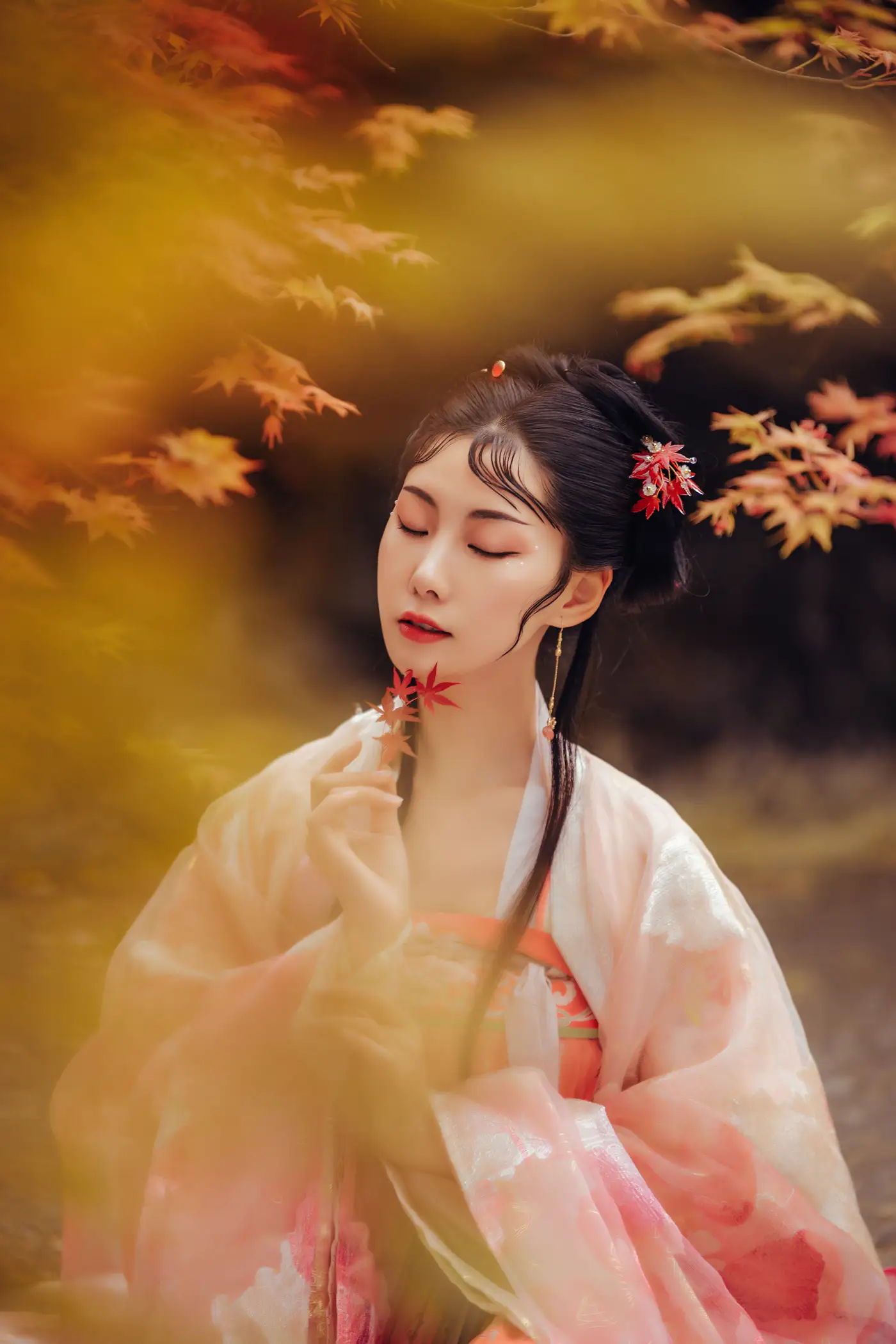 [艺图语] 2022.06.01 Vol.1047 – 枫意 木景抒#[21P]-1