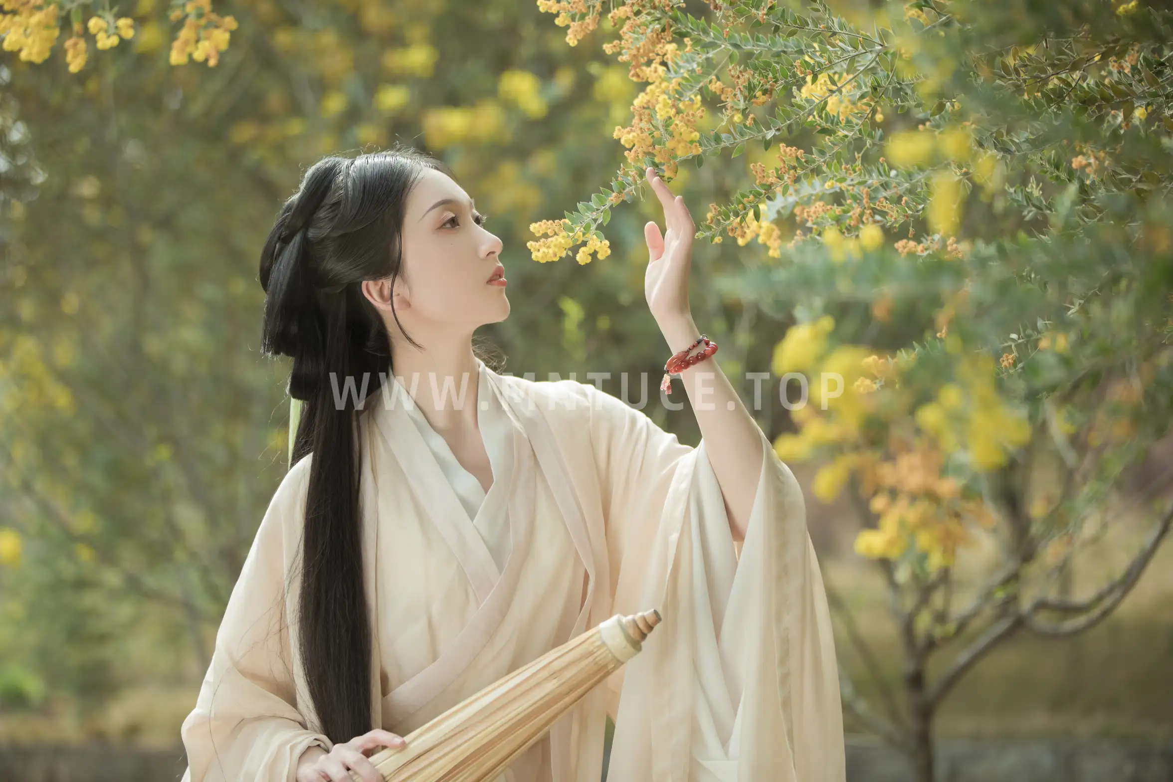 [艺图语] 2022.07.02 Vol.1352 – 合欢枝 miego#[22P]-9