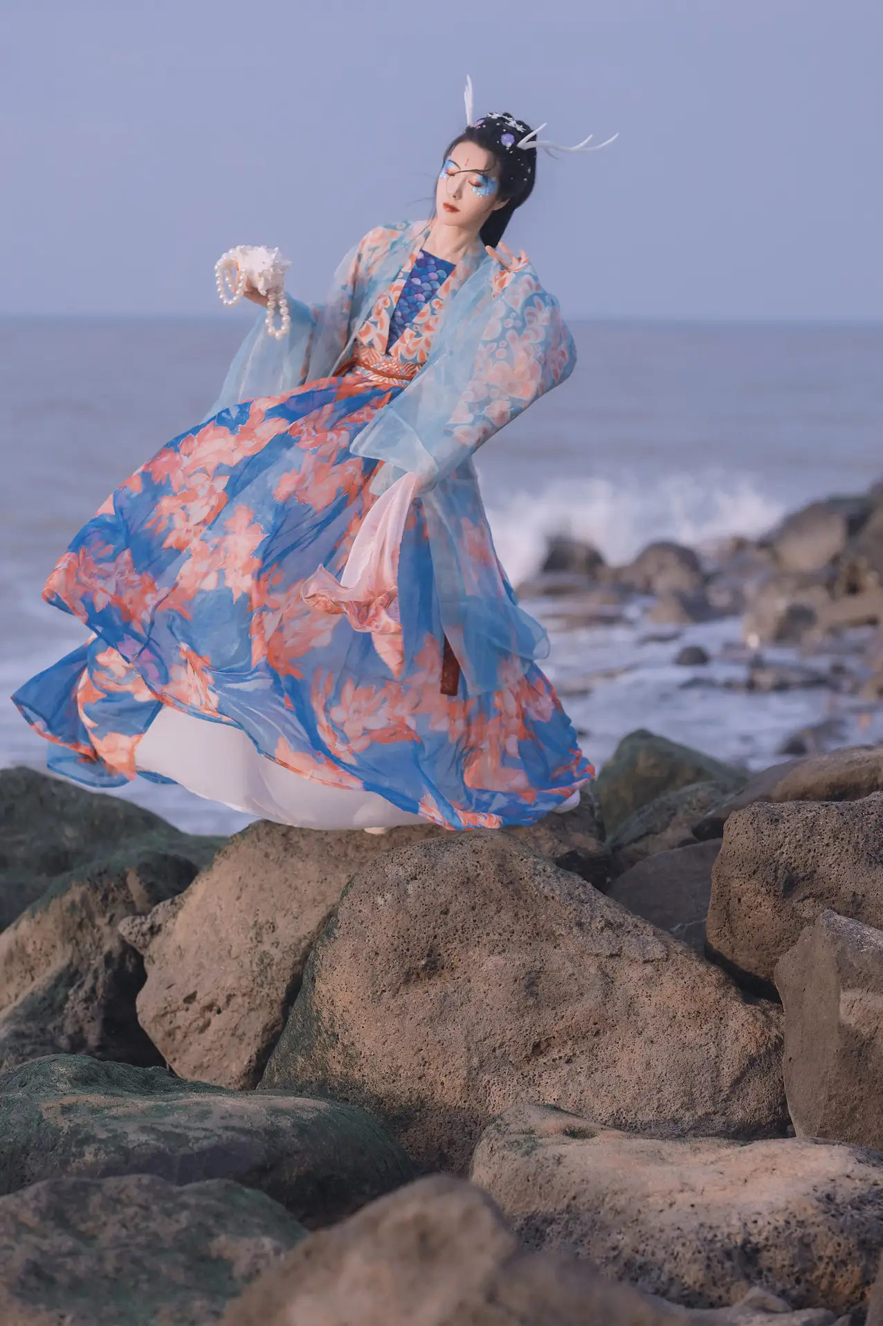 [艺图语] 2021.10.18 Vol.368 – 龙女 何佳#[24P]-8