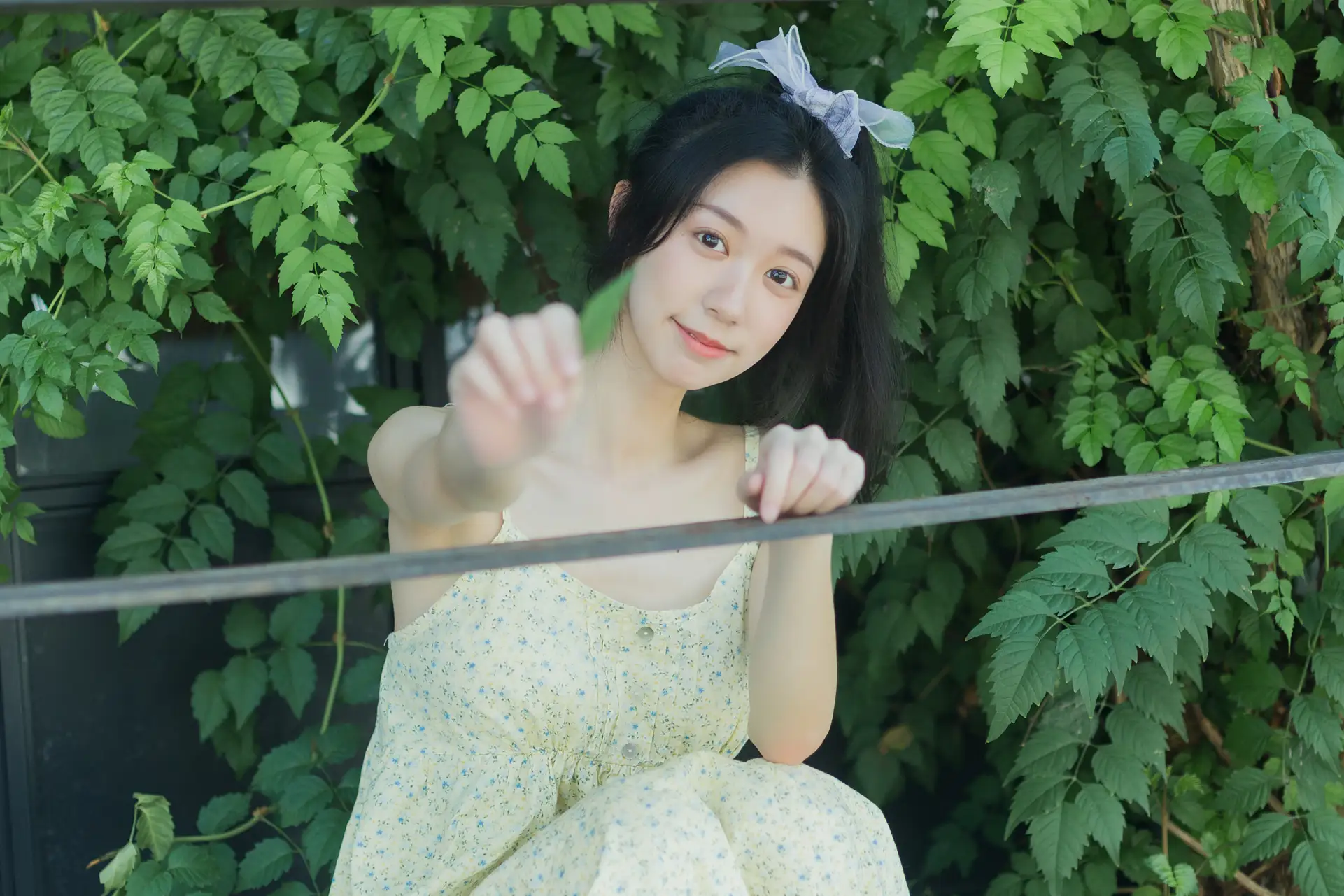 [艺图语] 2022.08.18 Vol.1732 – 夏日凌霄 饲猫少女 饲猫少女-#[33P]-1