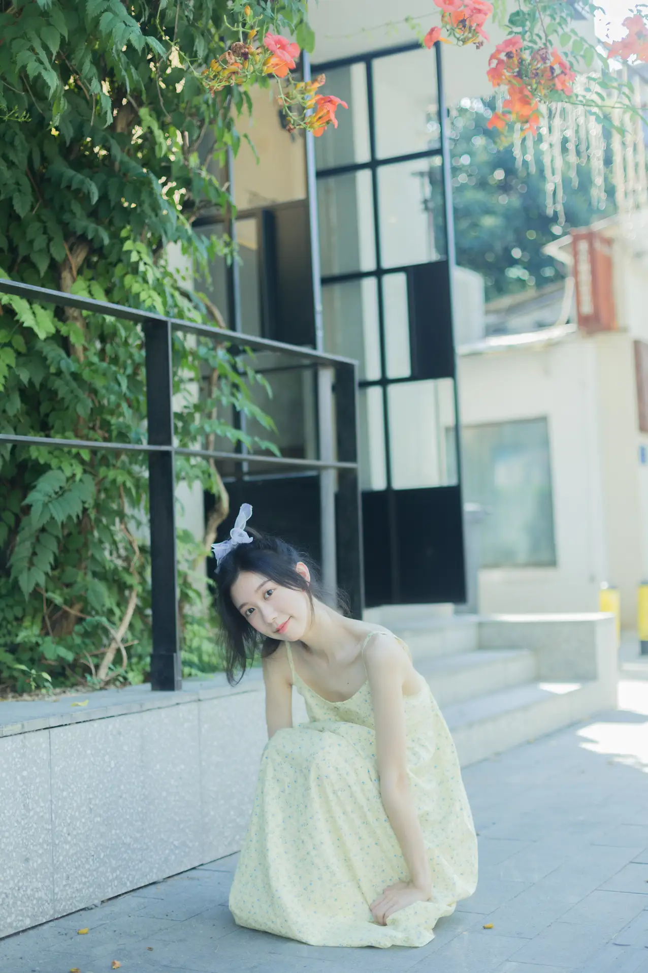 [艺图语] 2022.08.18 Vol.1732 – 夏日凌霄 饲猫少女 饲猫少女-#[33P]-1