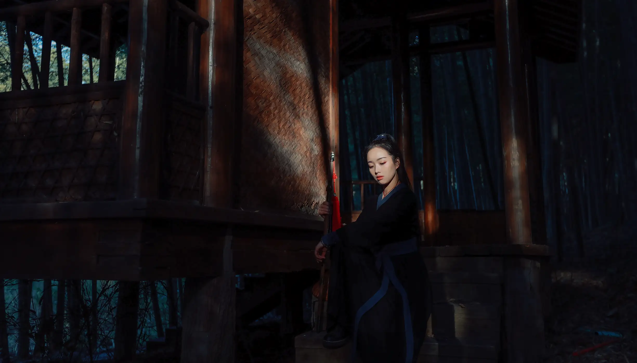 [艺图语] 2022.01.07 Vol.606 – 卧虎藏龙 鹿呦#[24P]-2